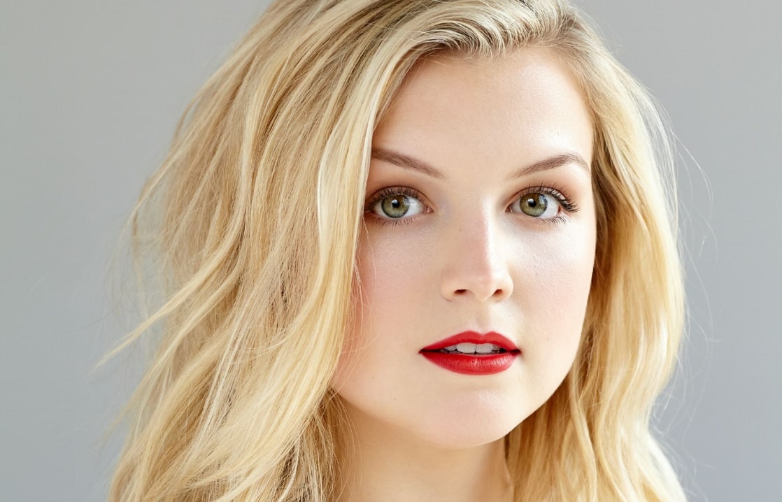 Picture of Anna Grace Barlow