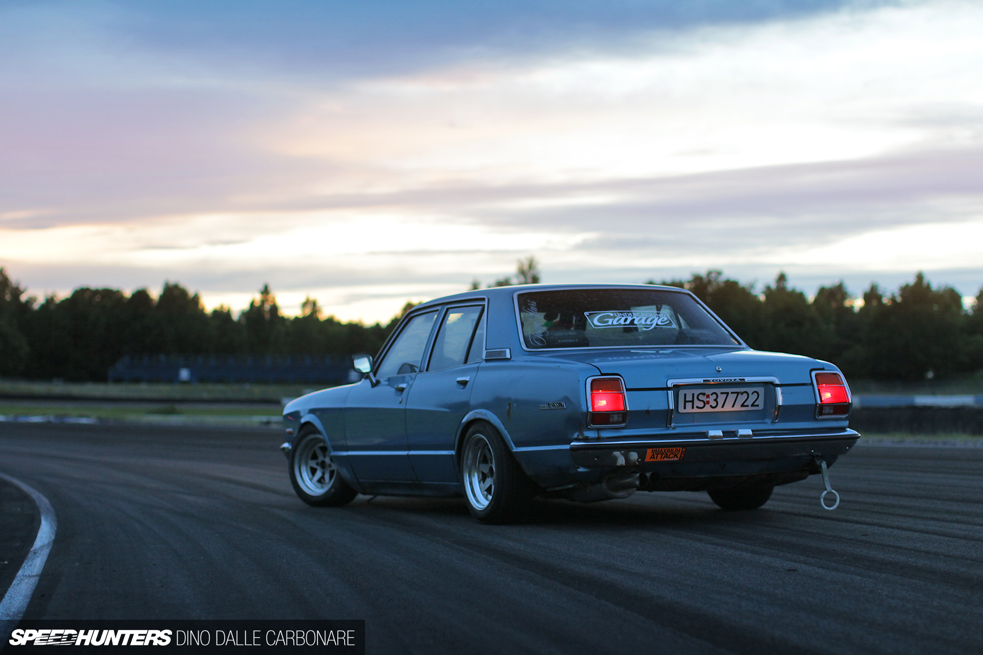 Toyota Cressida x30 stance Orange