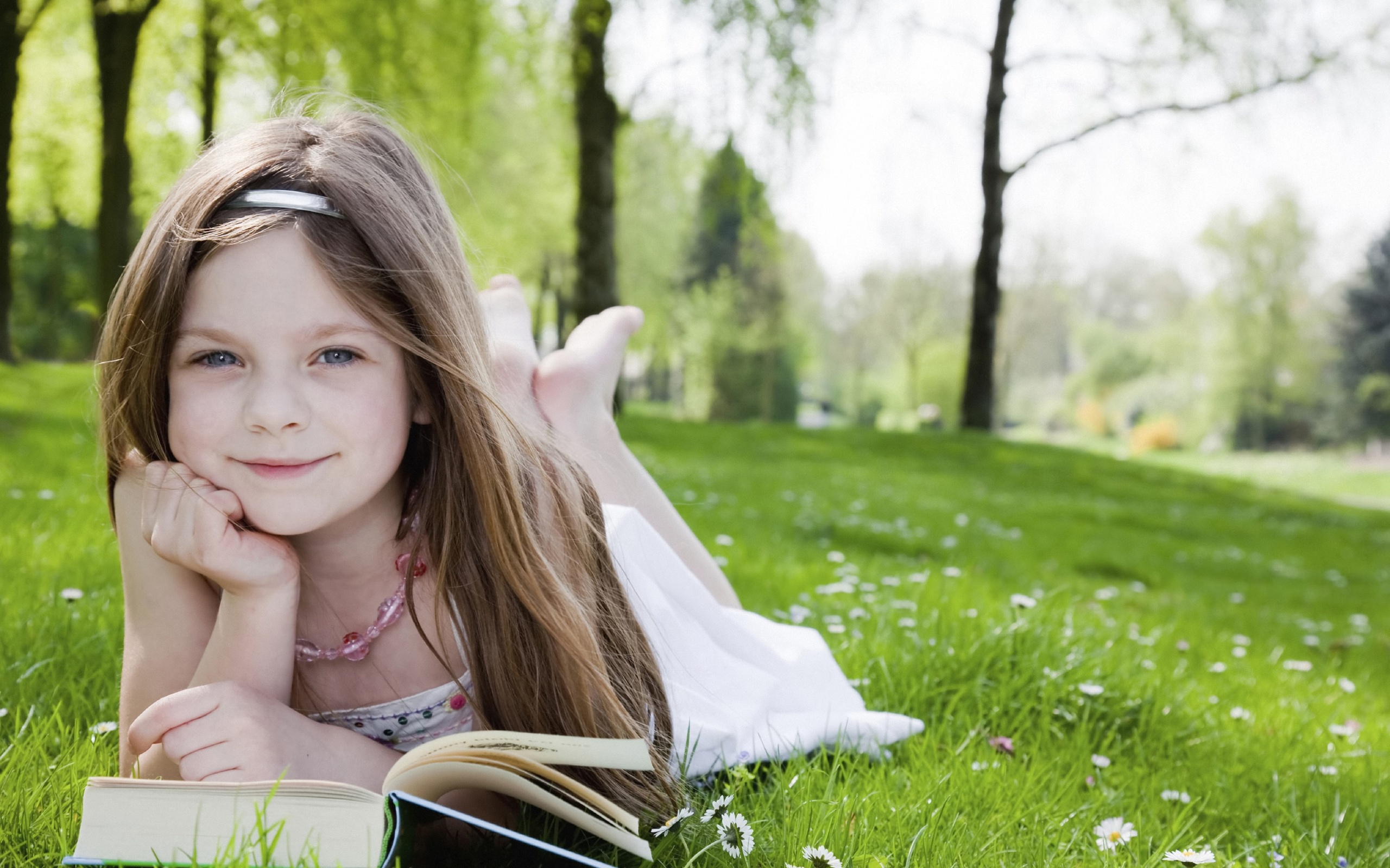 Free download Little Girl Reading A Book Wallpaper 2560x1600 1092444 [2560x1600] for your Desktop, Mobile & Tablet. Explore Kids Wallpaper for Girls. Wallpaper for Kids, Girl Wallpaper for Desktop, Wallpaper for Girls