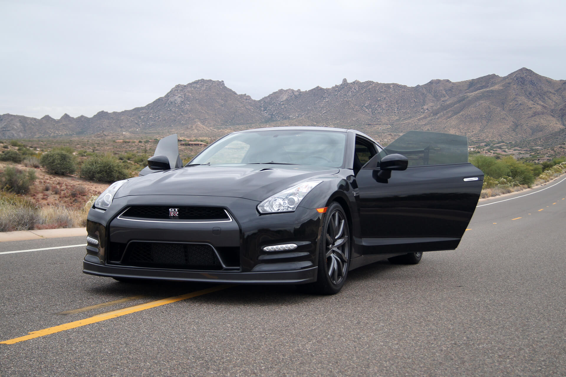 Black GTR Car Doors Open Wallpaper 61814 1920x1280px