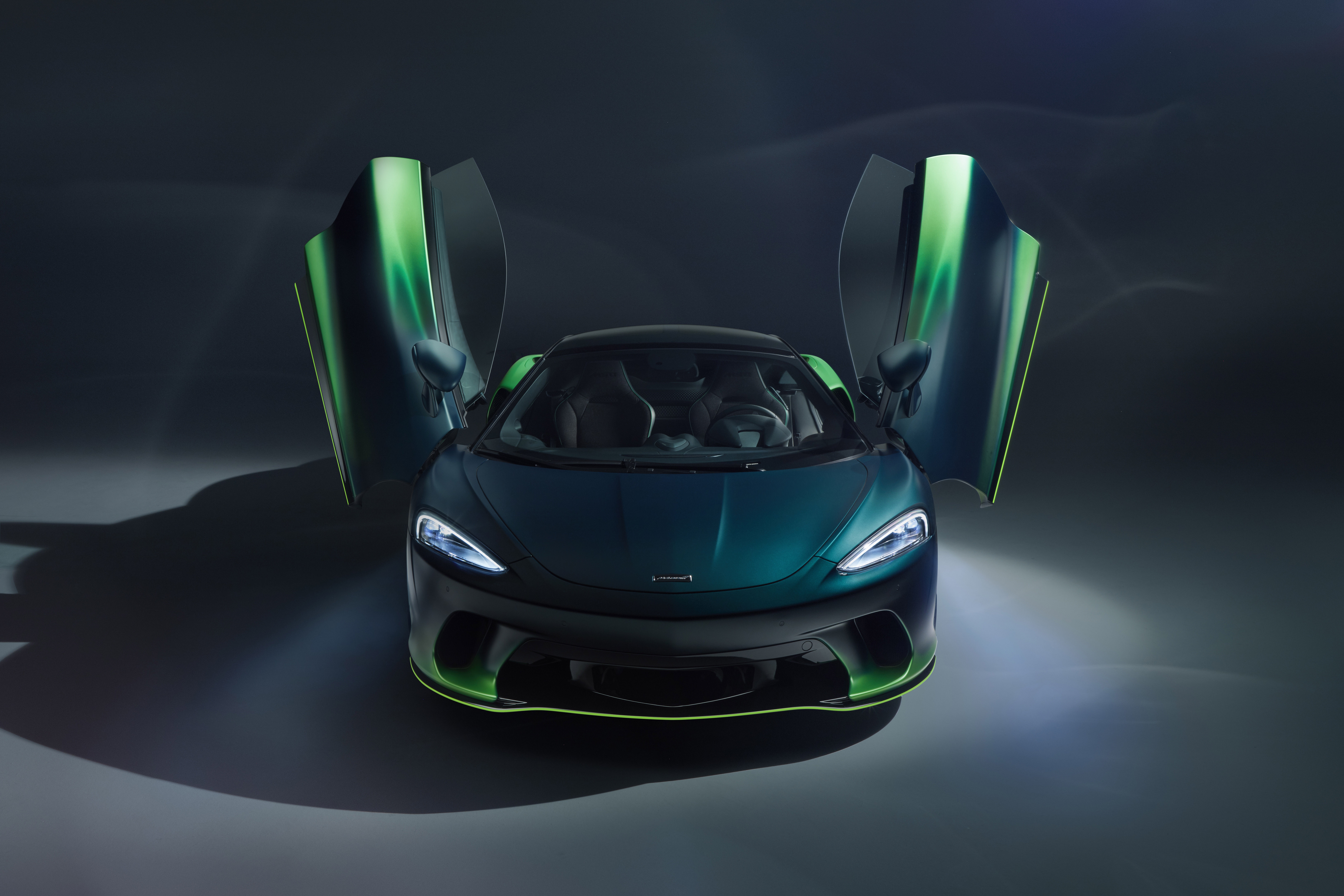 McLaren Supercars Green Cars McLaren GT Frontal View Open Door Wallpaper:7500x5000
