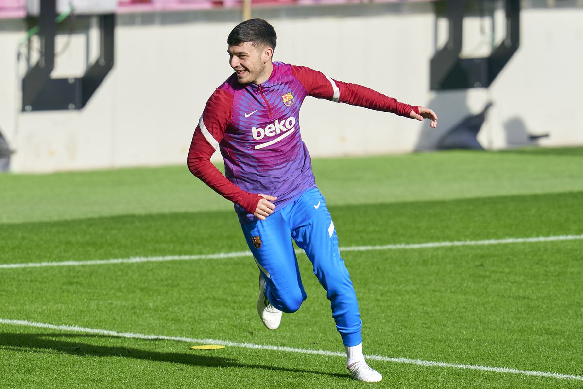 FC Barcelona News: 11 January 2022; Ferran Torres registered, Pedri returns for El Clásico