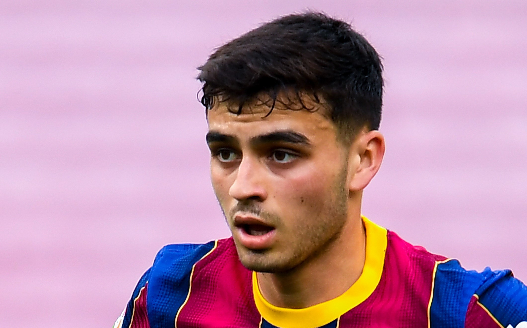 Pedri and Sergi Roberto return to grass after recent injuries