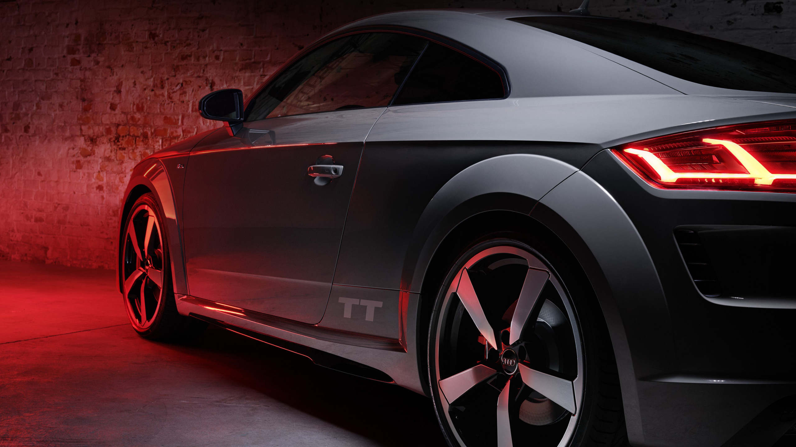 Download wallpaper: Audi TT Quantum Gray Edition 2560x1440
