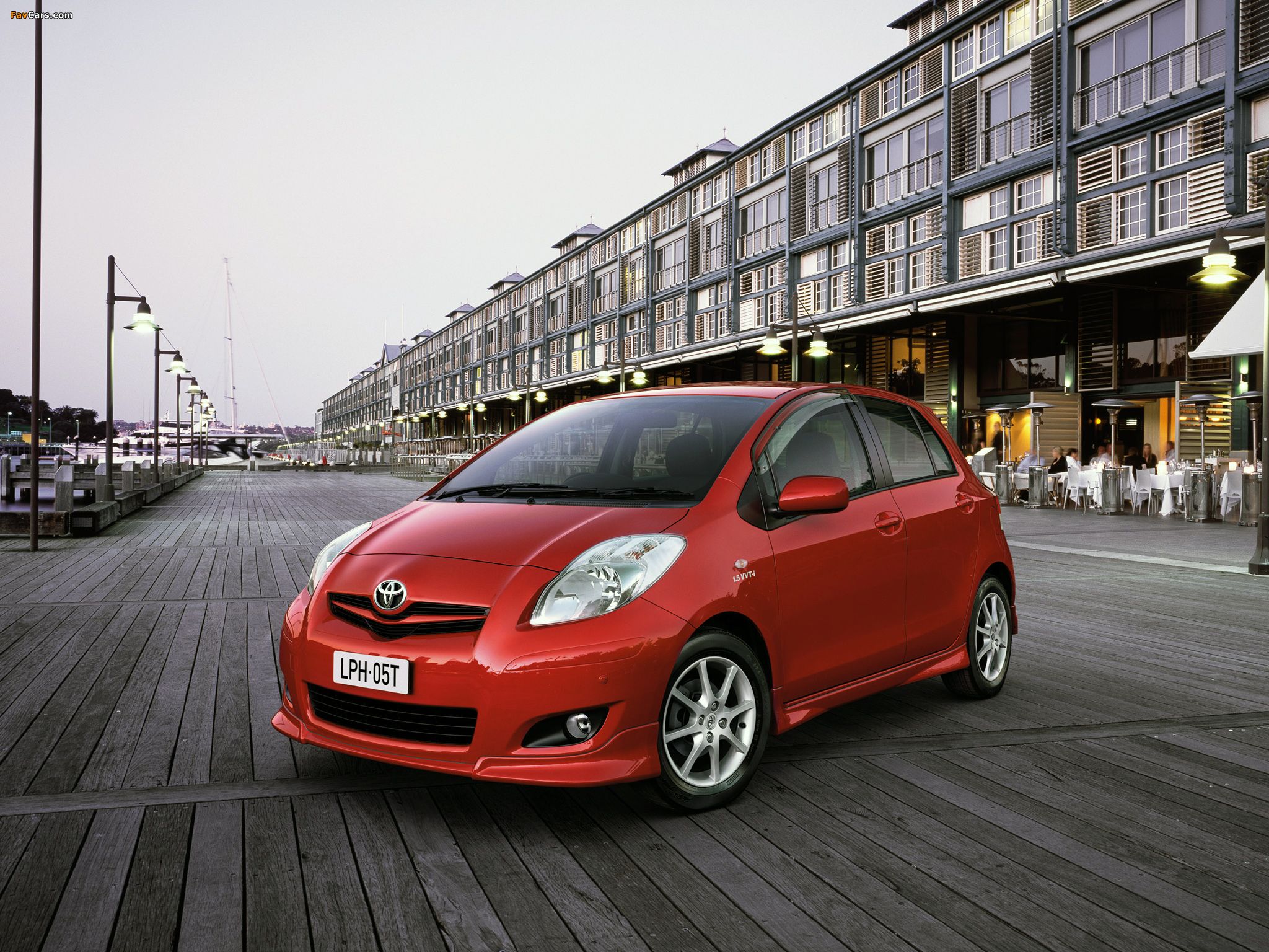 Toyota Vitz Wallpaper