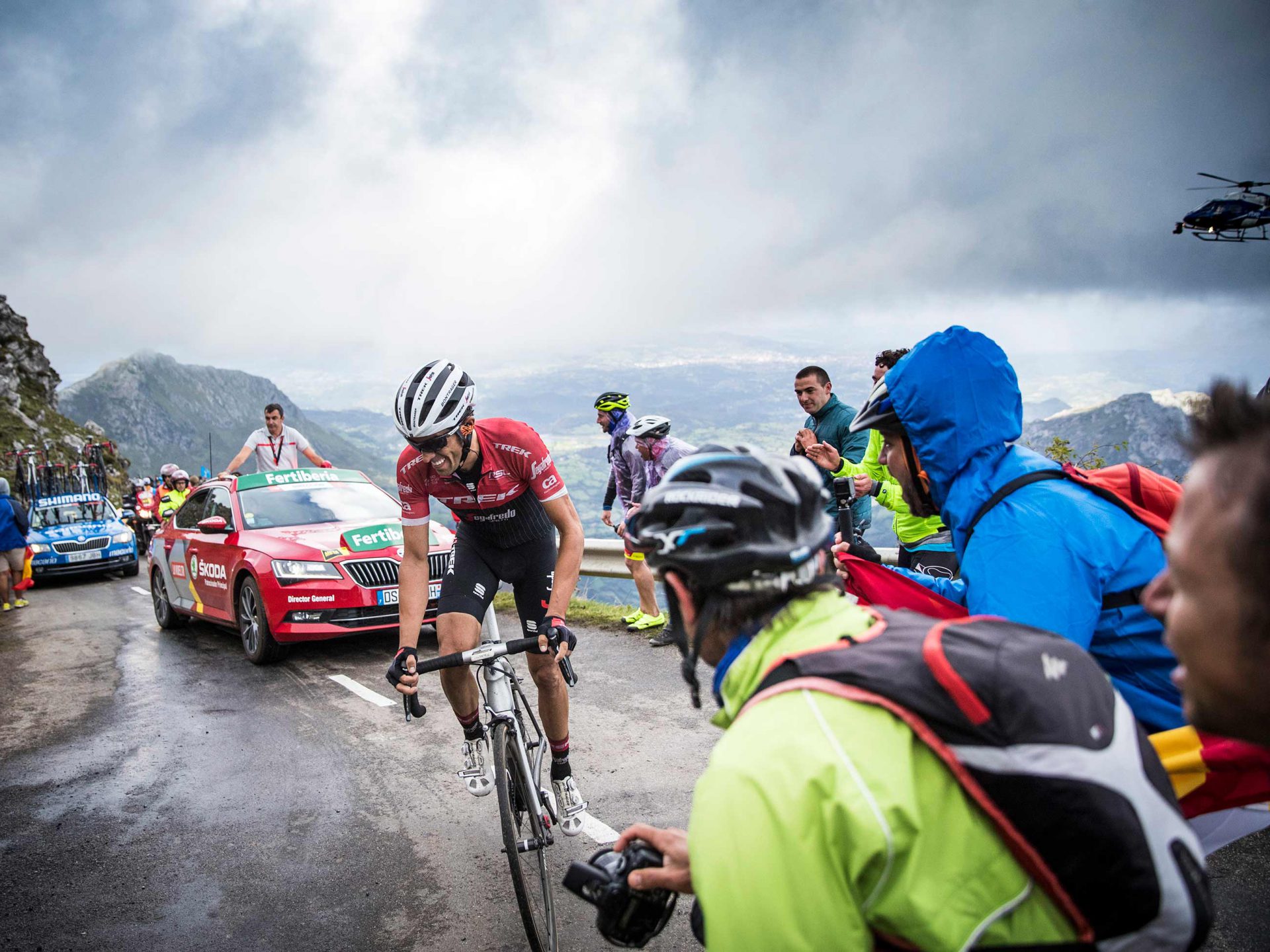 CONTADOR ATTACKS EL ANGLIRU