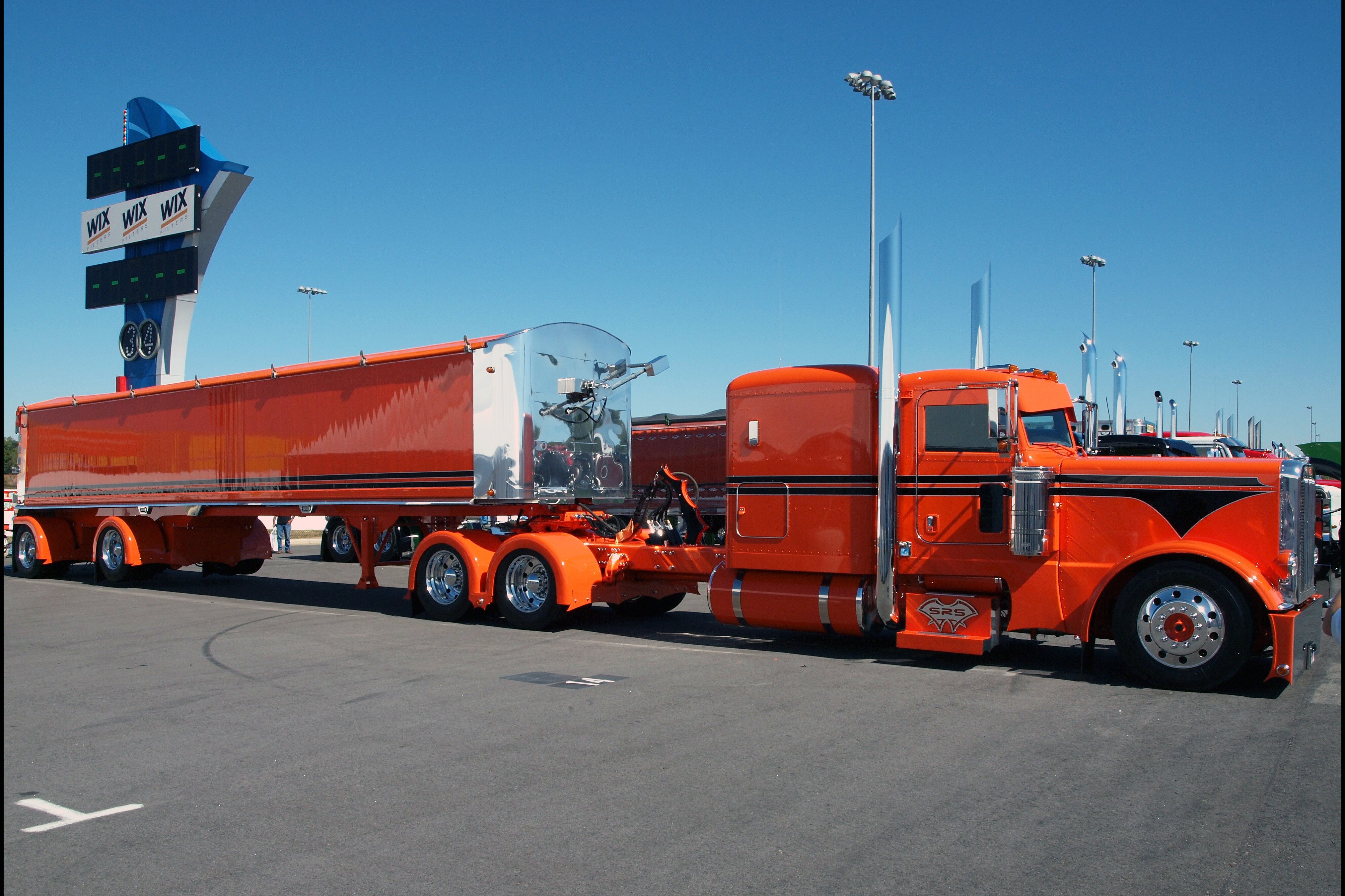 Peterbilt 389 wallpaperx2702