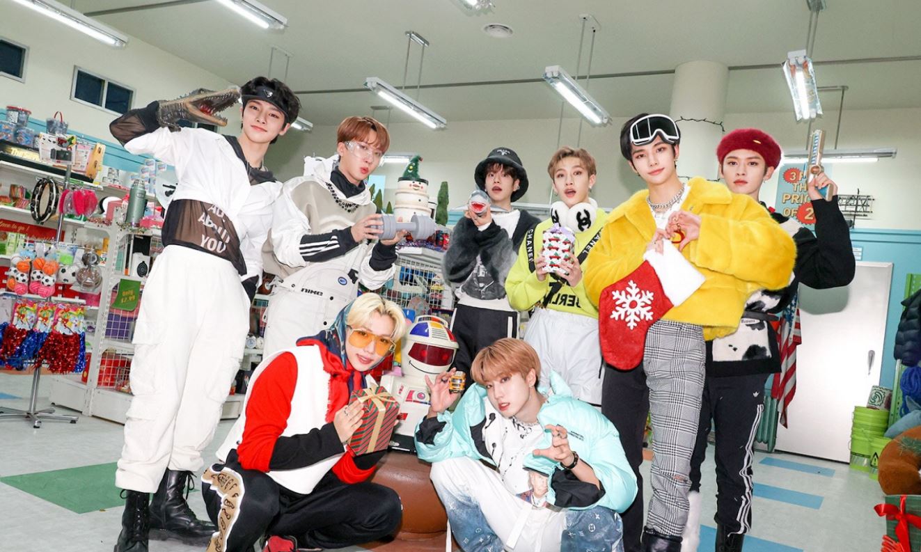 Stray Kids top charts around the world with “Christmas EveL”