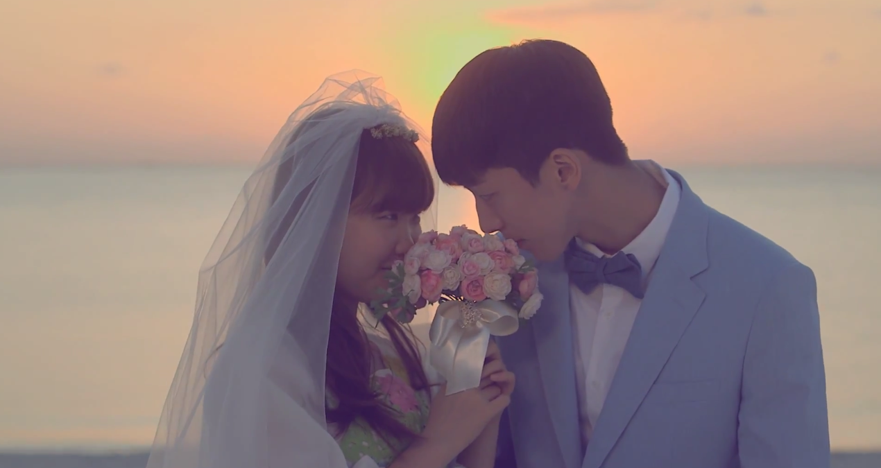 Akdong Musician 'GIVE LOVE' Musician (AKMU) Photo
