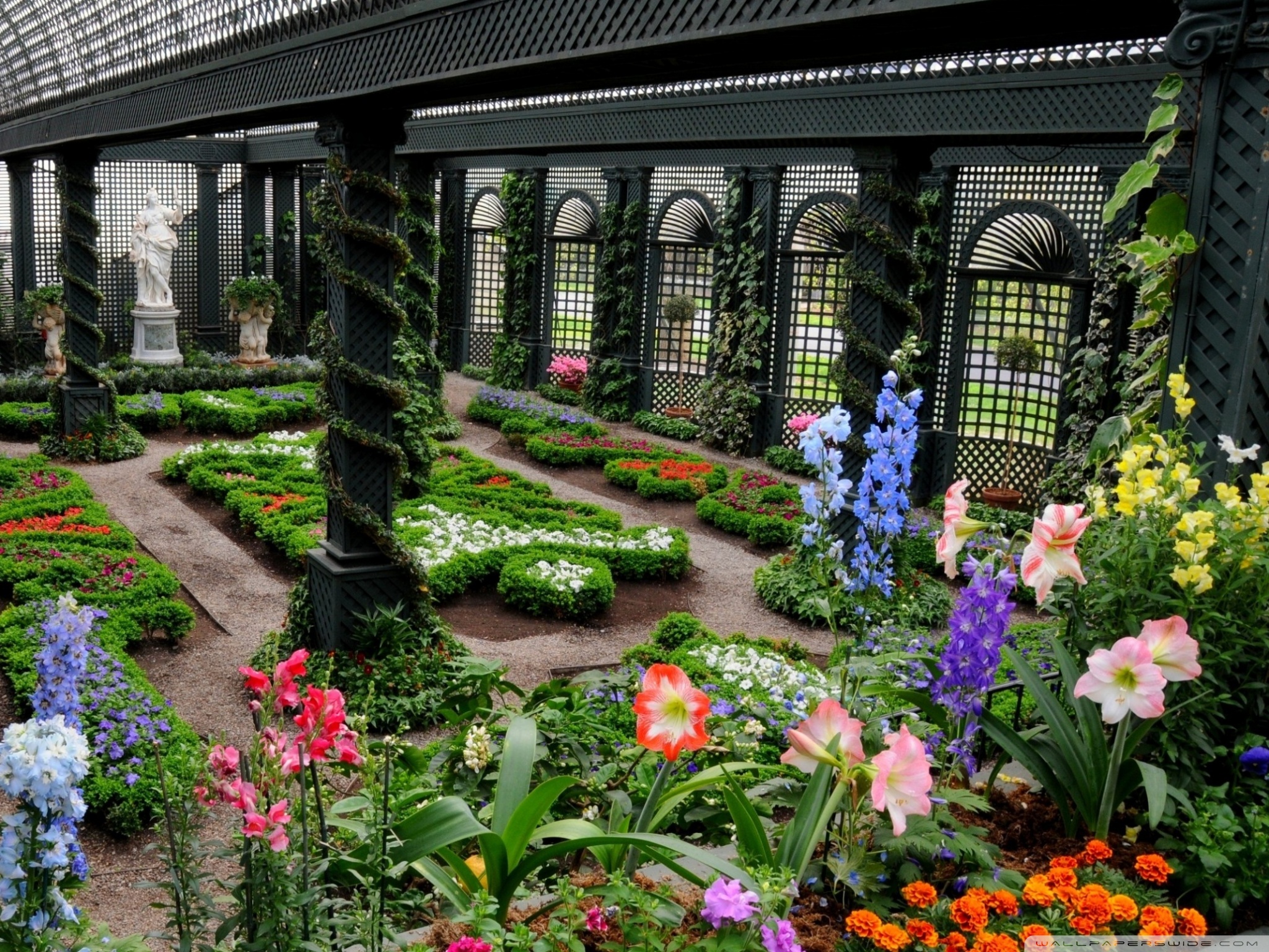 Greek Garden Wallpaper