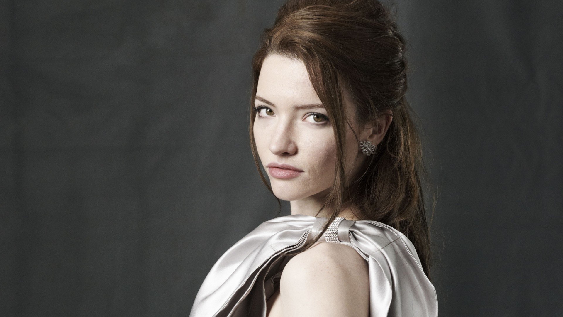 Talulah Riley HD Wallpaper and Background Image