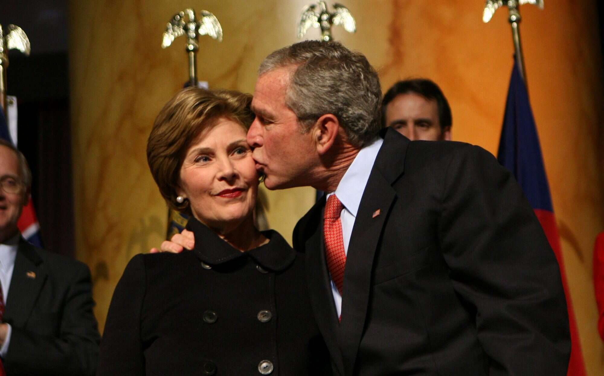 Laura Bush Wallpapers - Wallpaper Cave