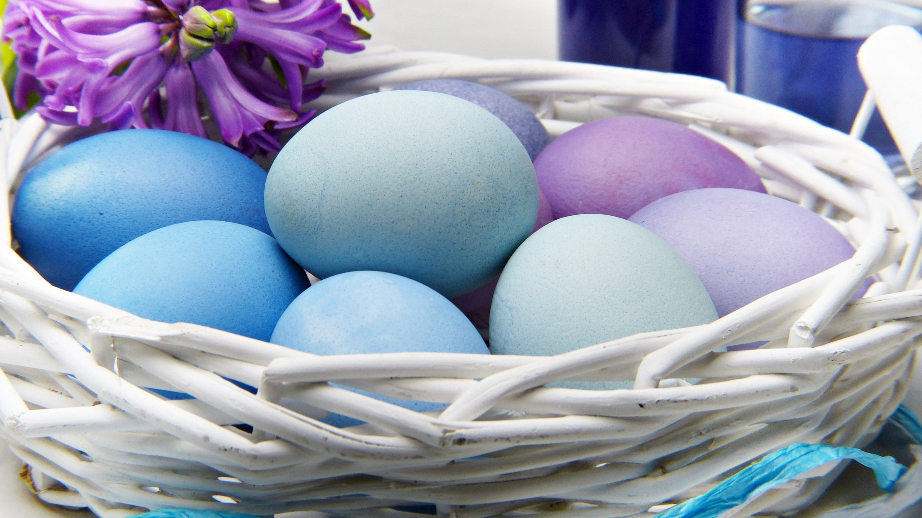 Download 3840x2160 easter, eggs, colored, nest, close up 4k wallpaper, uhd wallpaper, 16:9 widescreen wallpaper, 3840x2160 HD image, background, 3083