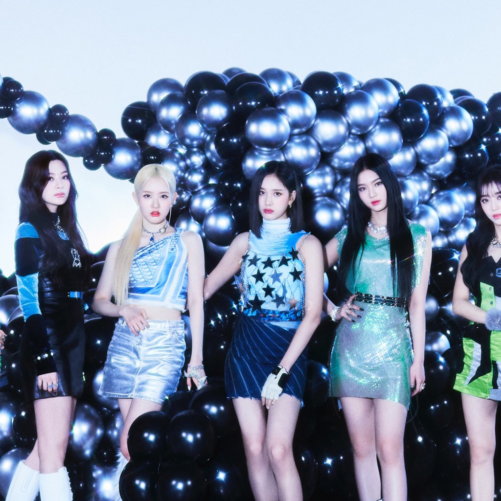 STAYC Drops Dazzling Teaser For Upcoming 'RUN2U' Music Video