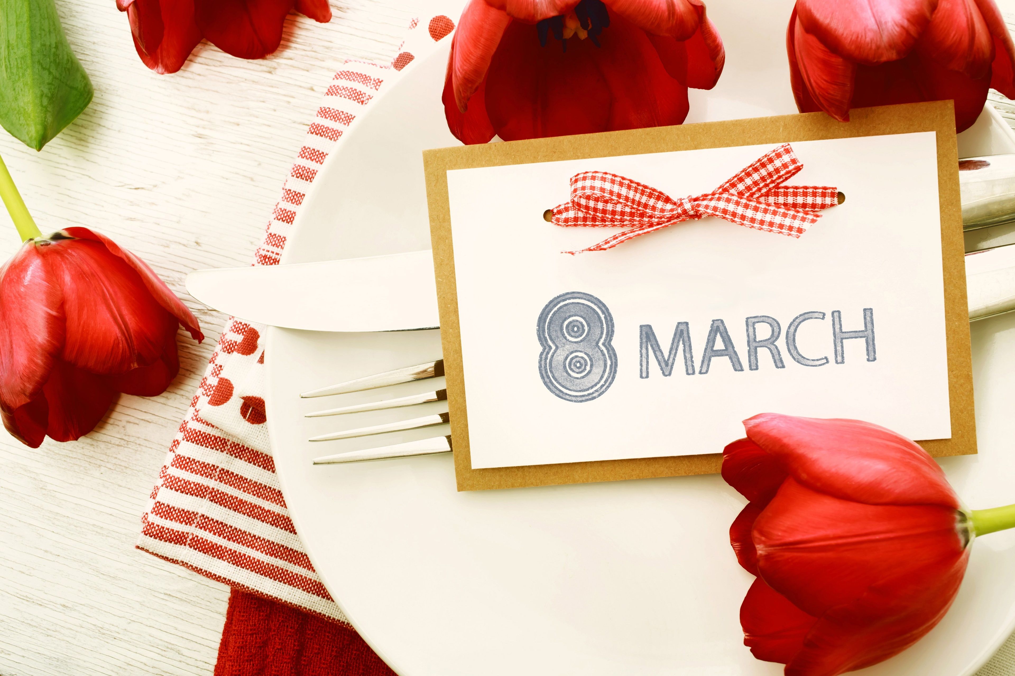 womens day 4k wallpaper cool. Mother day message, Mothers day dinner, Dinner table setting