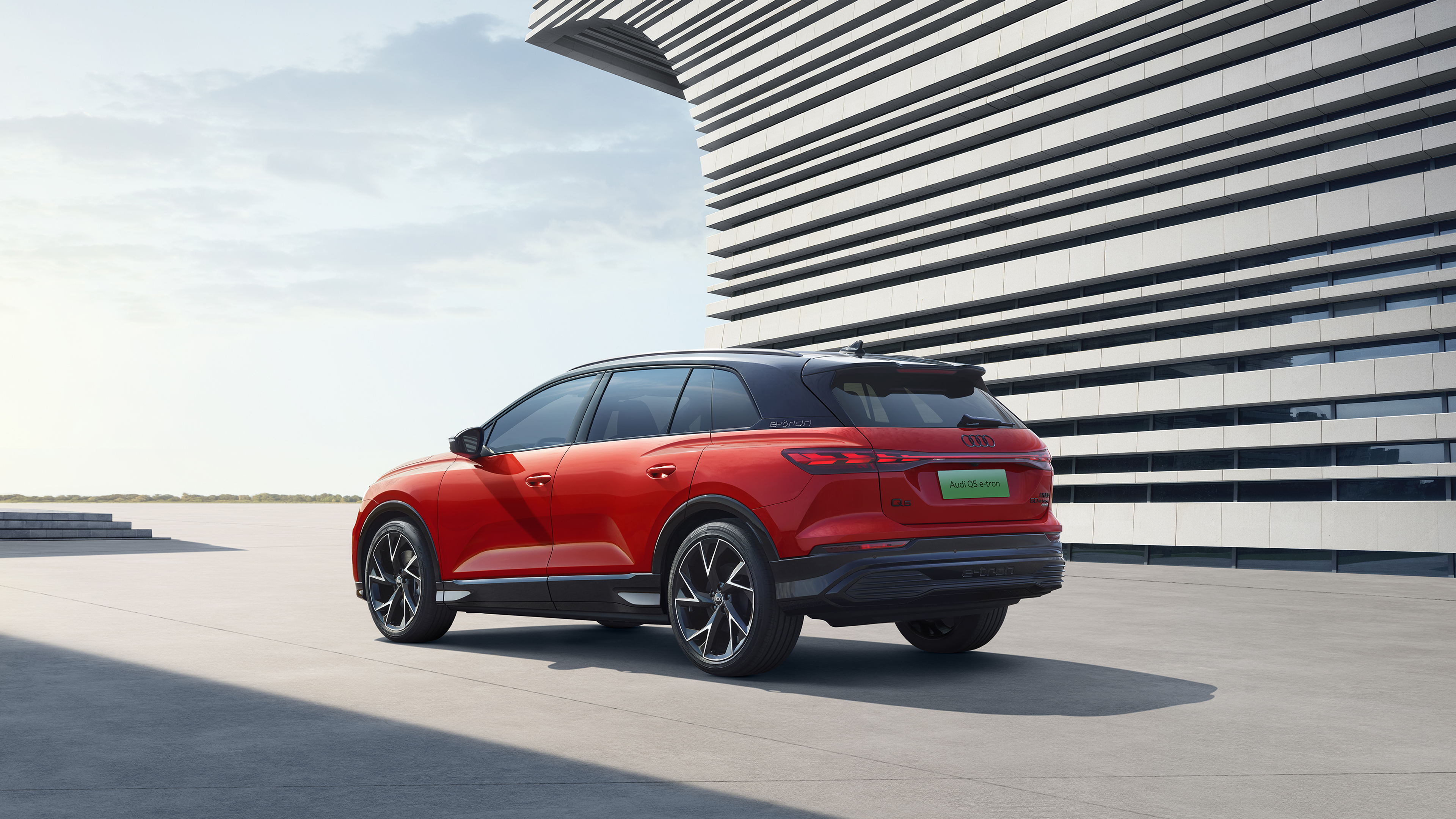 Audi Q5 50 E Tron Quattro 2022 4K 2 Wallpaper. HD Car Wallpaper