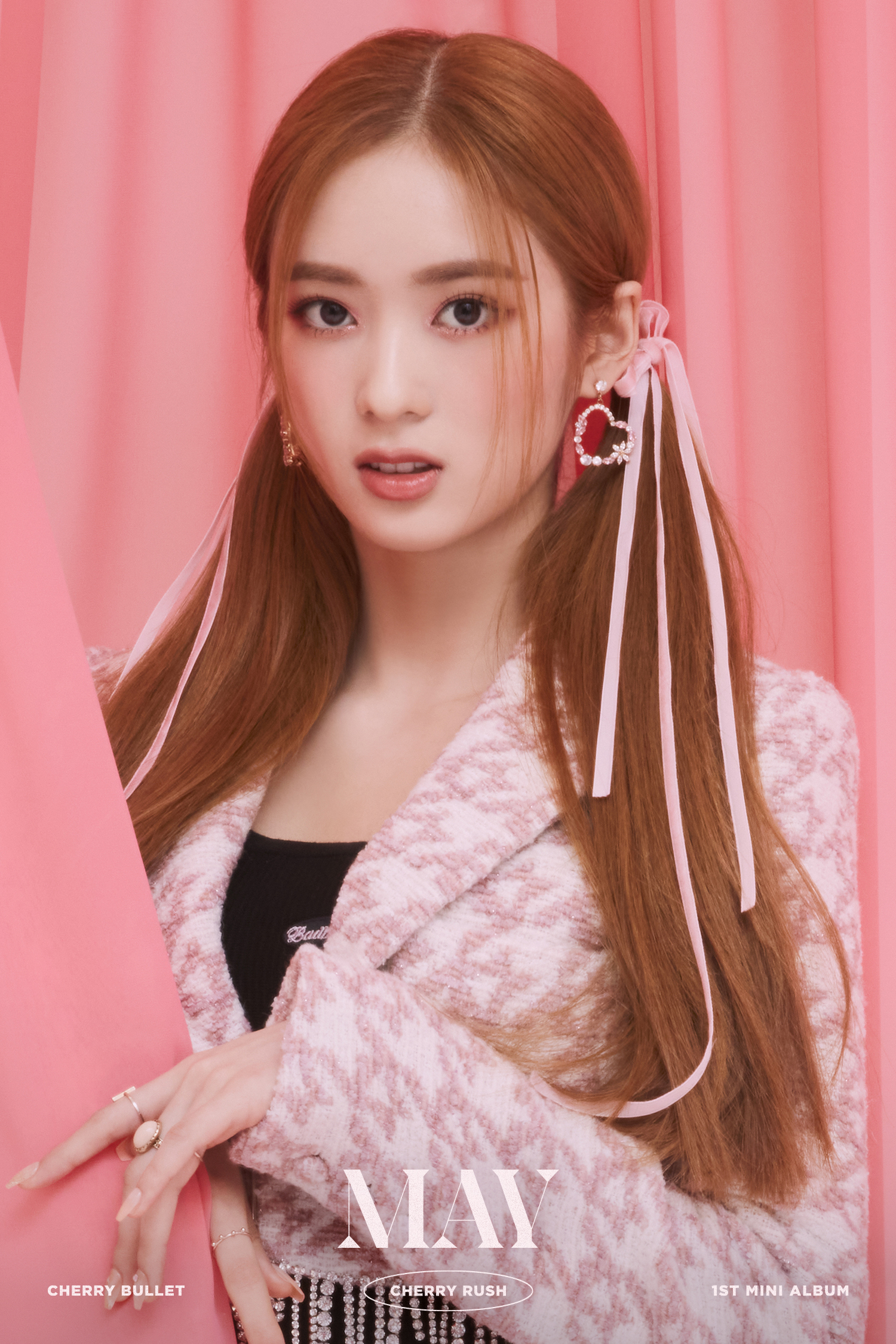 Cherry Bullet 1st Mini Album: Cherry Rush / Love So Sweet (Jacket Poster 1 ver.)