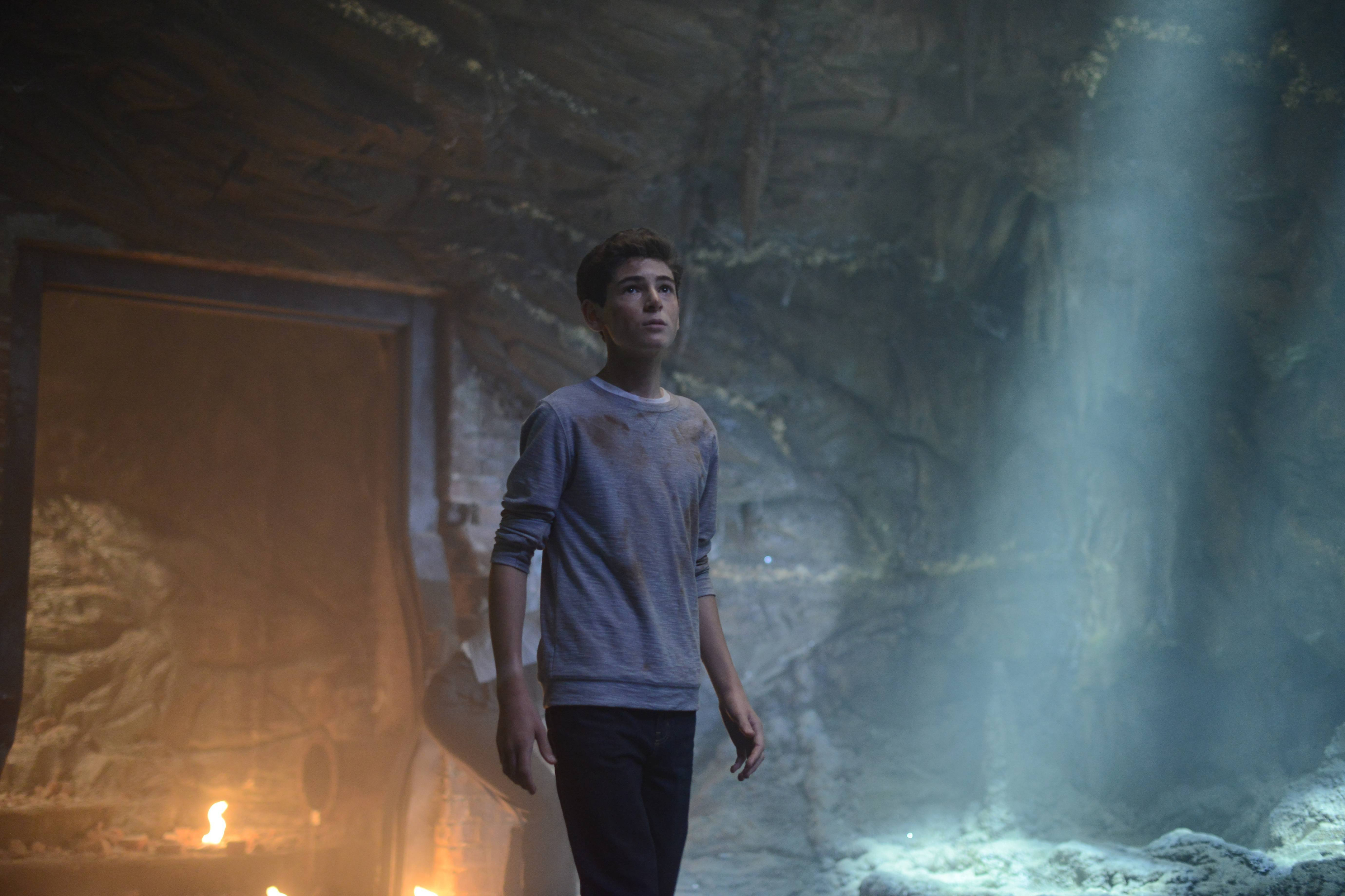 David Mazouz HD Wallpaper