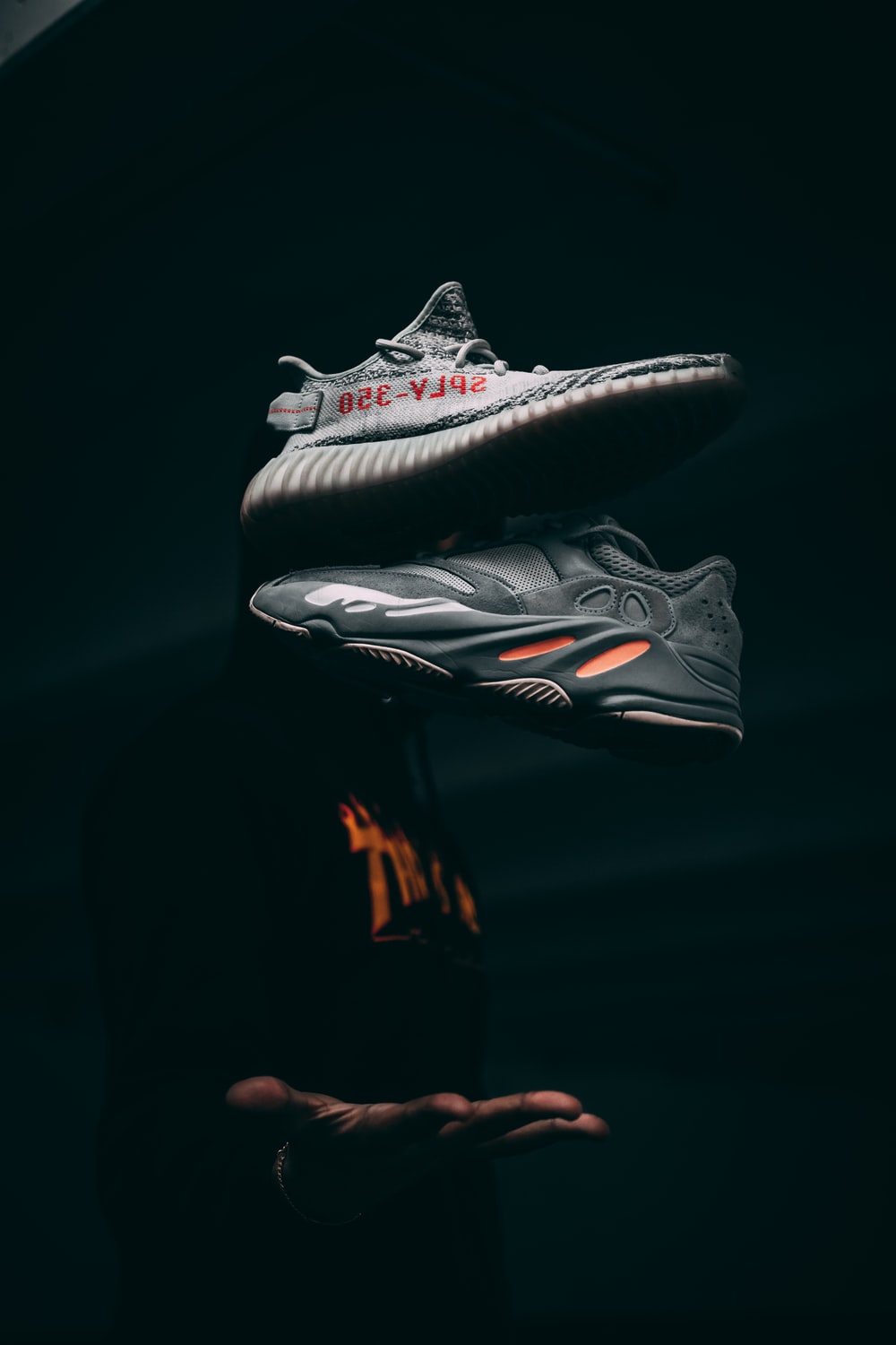 Top more than 61 yeezys wallpaper latest - in.cdgdbentre