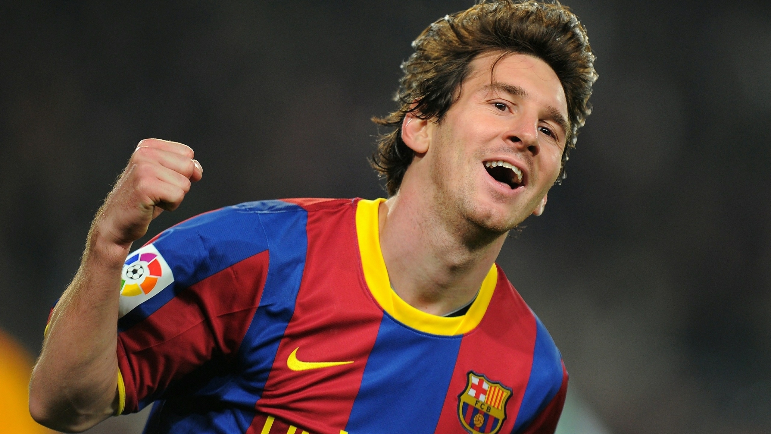 Lionel Andrés Messi MacBook Air Wallpaper Download
