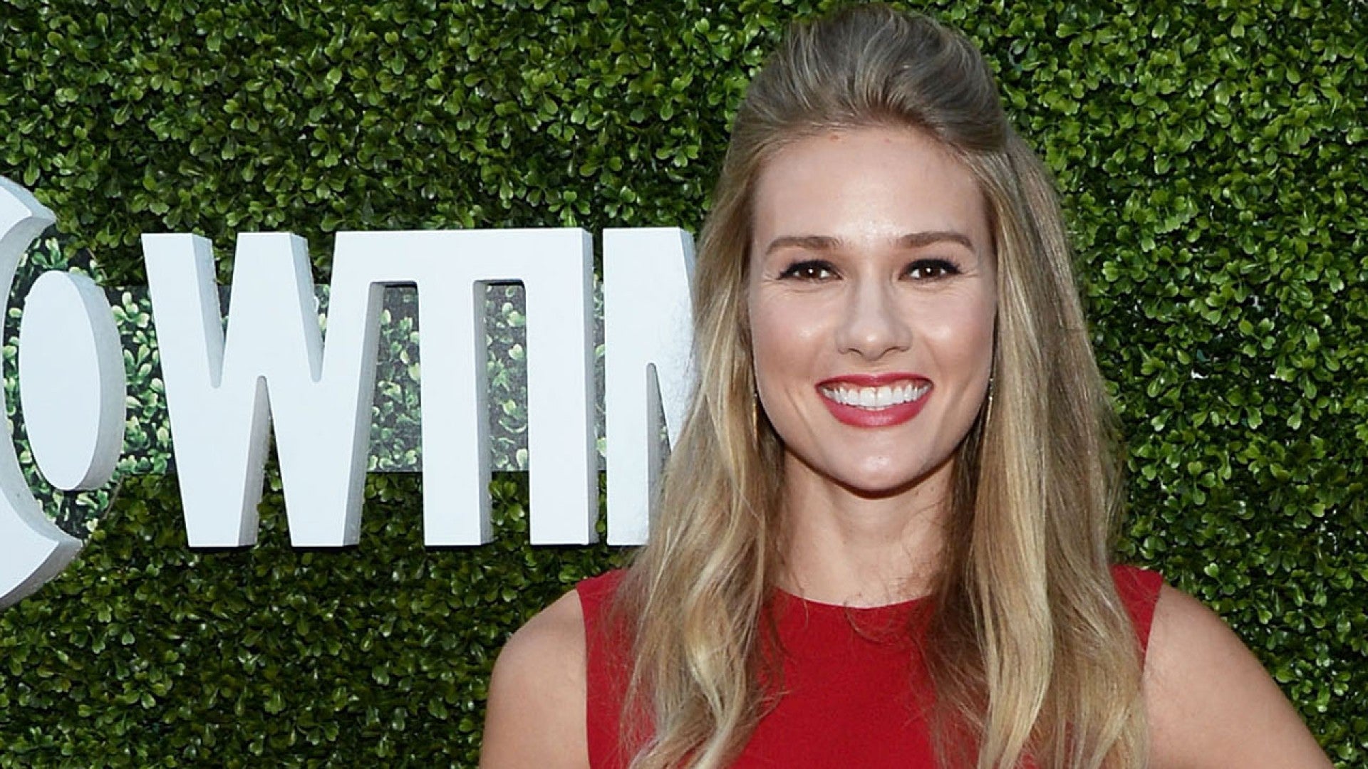 EXCLUSIVE: 'No Tomorrow' Star Tori Anderson Is About To Win You Over In The CW's Charming Rom Com