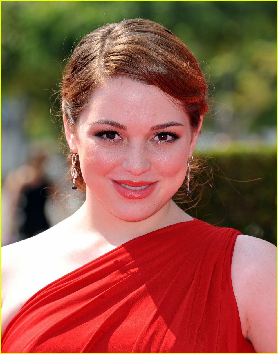 Jennifer Stone: Lady in Red at the Creative Arts Emmys!: Photo 435846. Jennifer Stone Picture. Just Jared Jr
