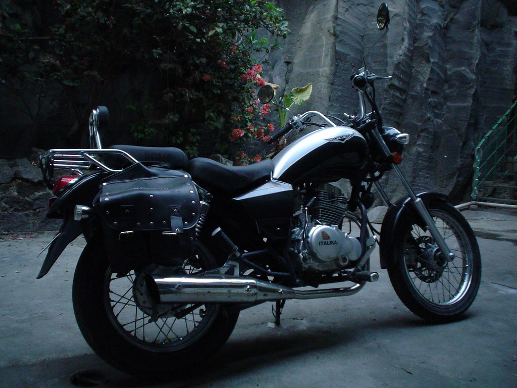 Espejos redondos en ITalika RC 150