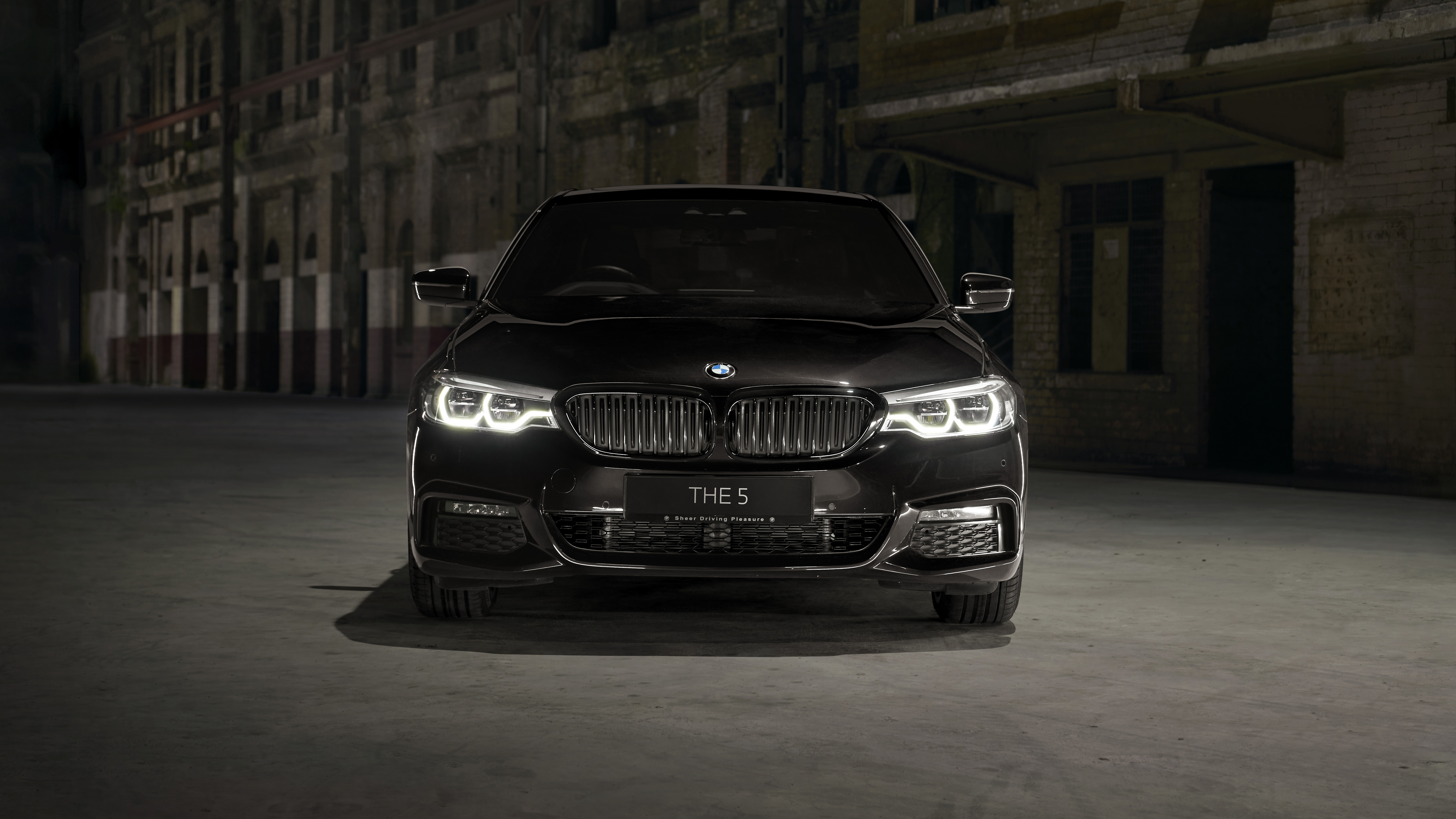 BMW 530i Sedan M Sport Dark Shadow Edition 4K 8K Wallpaper Car Wallpaper