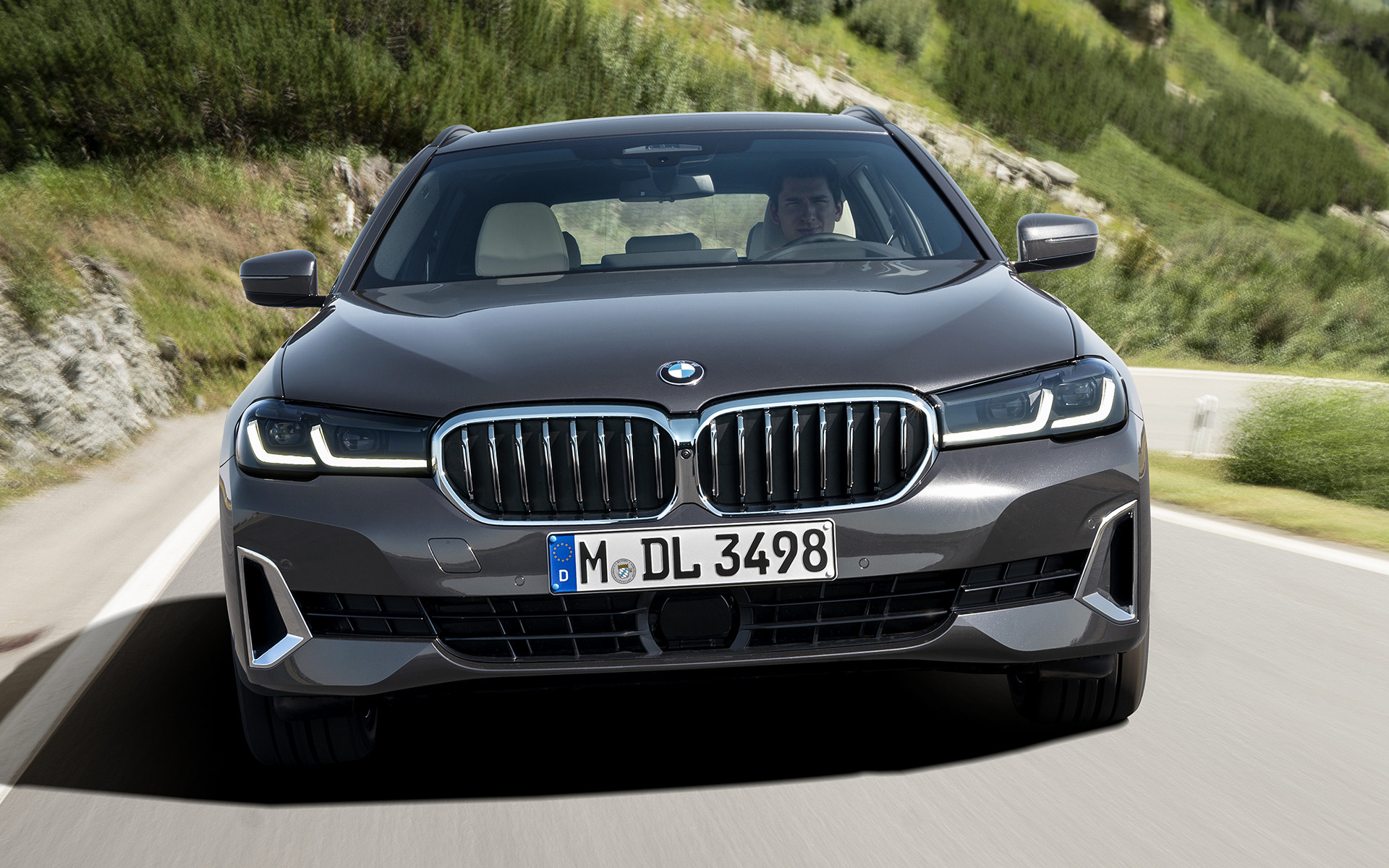 BMW 5 Series Touring and HD Image