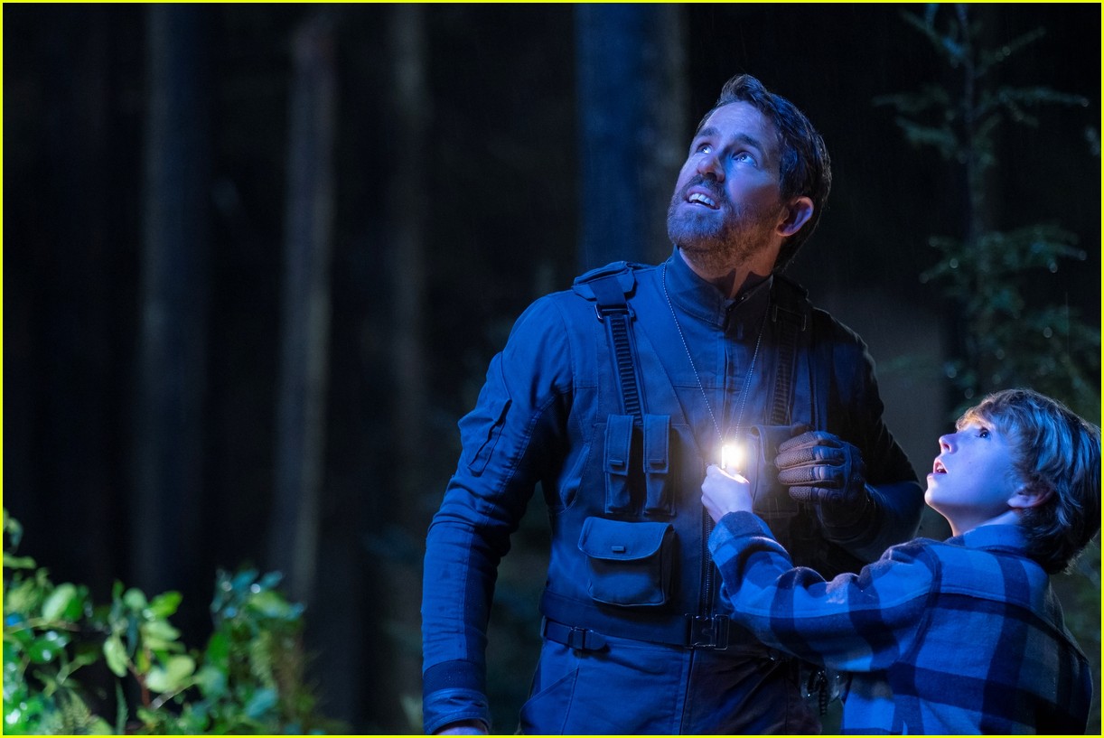 Netflix Shares First Photo from Ryan Reynolds' New Movie 'The Adam Project': Photo 4697438. Jennifer Garner, Mark Ruffalo, Movies, Netflix, Ryan Reynolds, The Adam Project, walker scobell, Zoe Saldana Picture