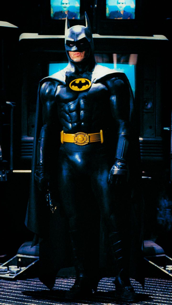 Batman (Bruce Wayne). Michael keaton batman, Keaton batman, Batman tv show