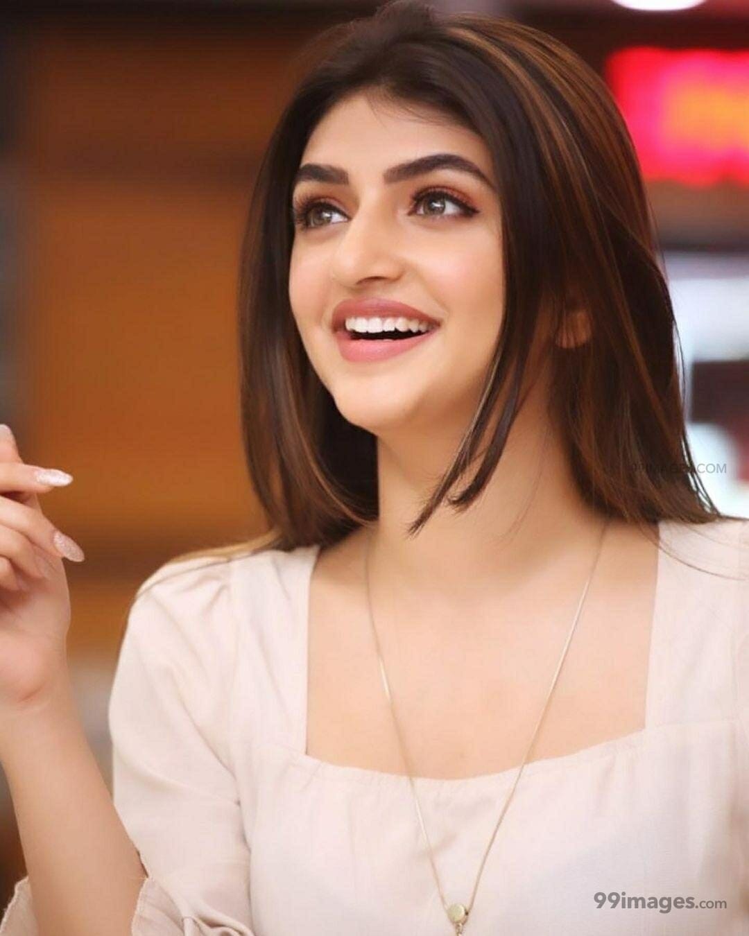 Sree Leela HD Wallpaper (Desktop Background / Android / iPhone) (1080p, 4k) (1080x1350)