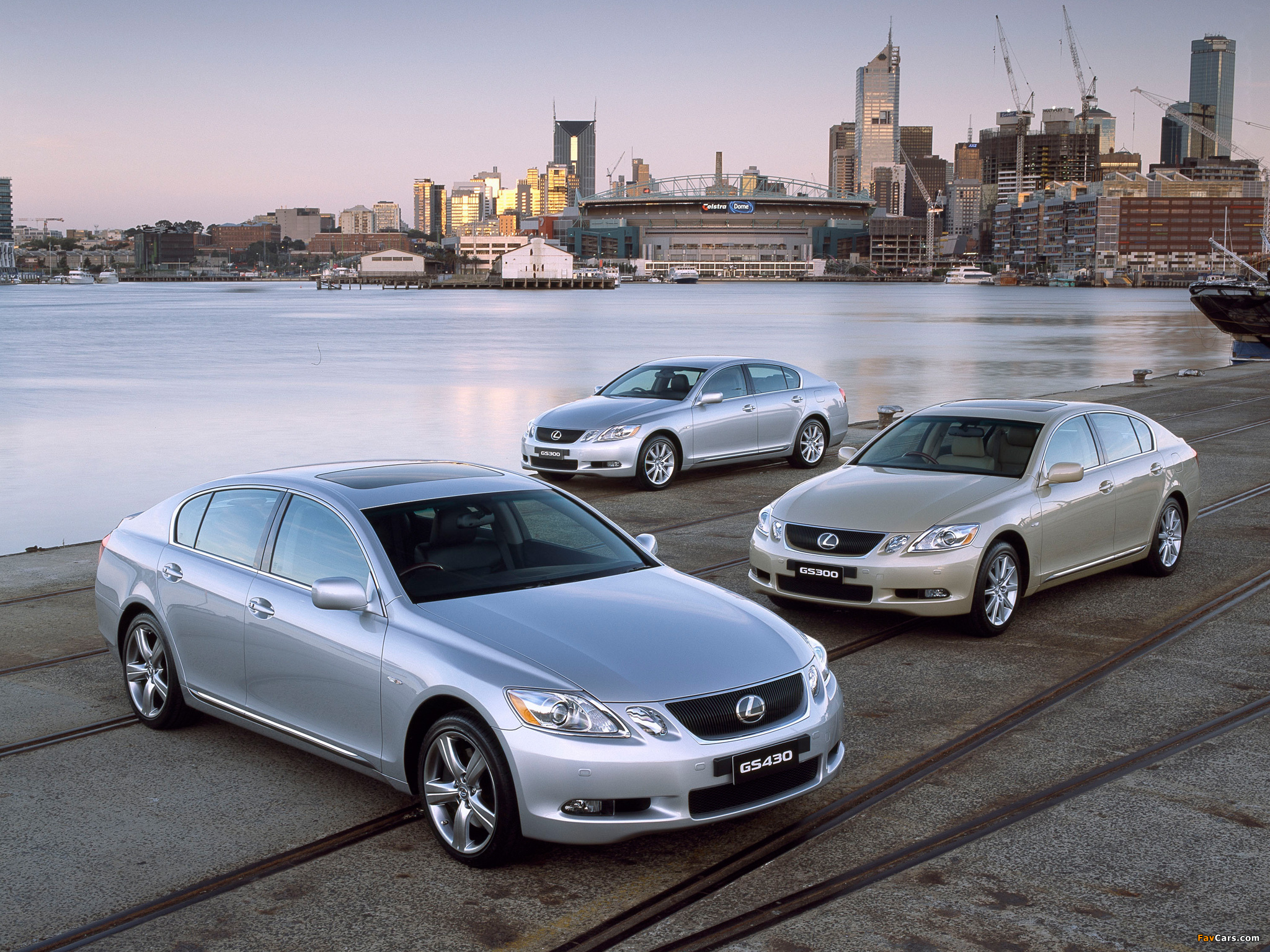 Lexus GS wallpaper (2048x1536)