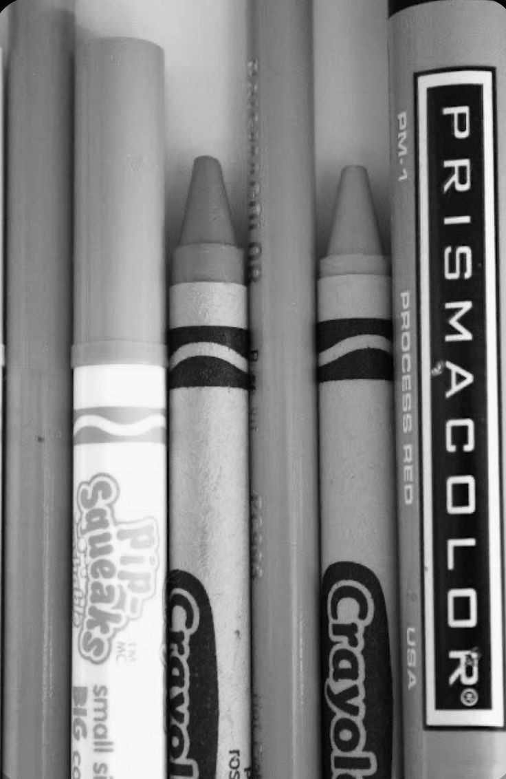 Crayons aesthetic. Black and white picture wall, Aesthetic pastel wallpaper, White art