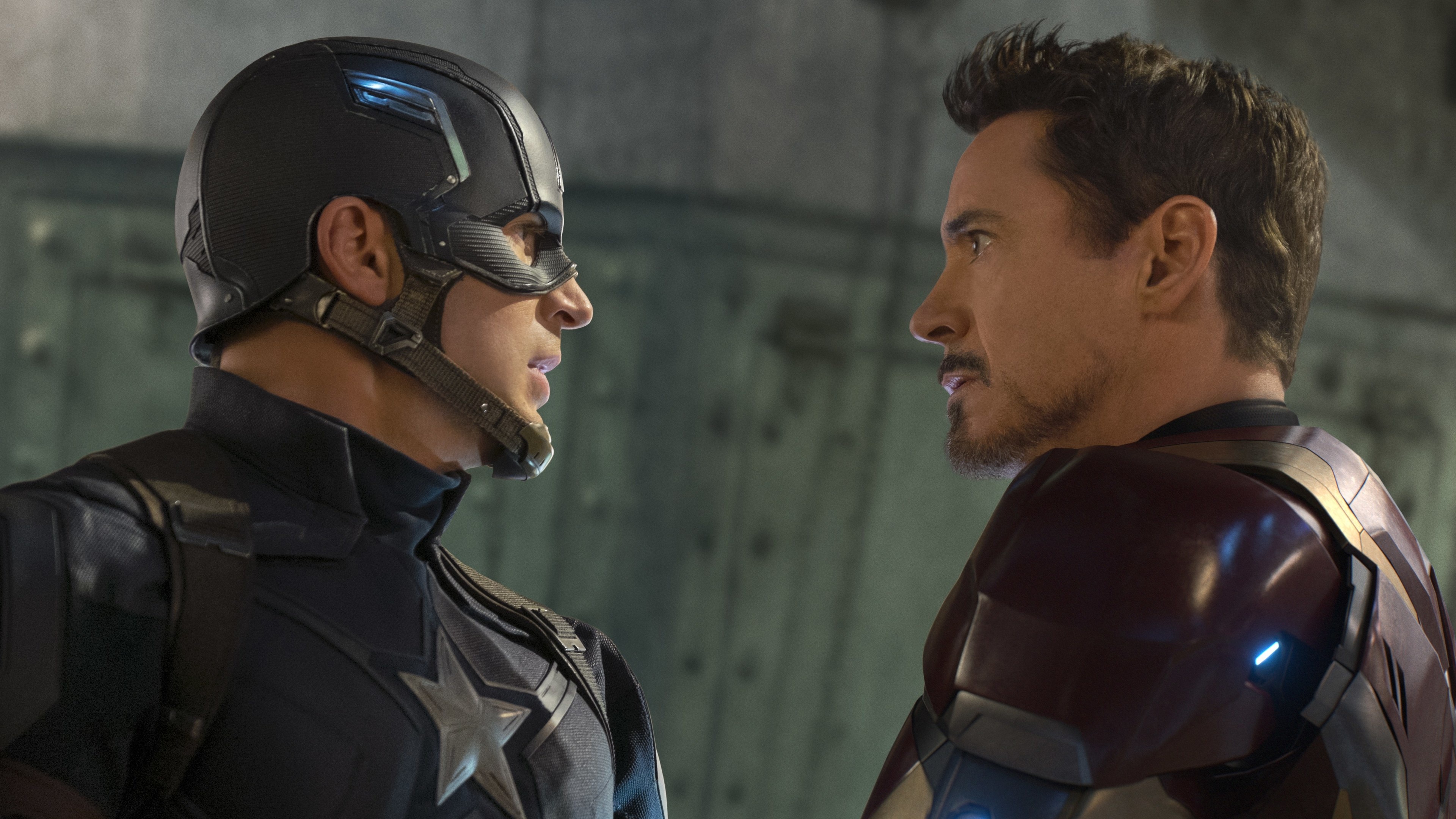 Wallpaper 4k Iron Man V Captain America Wallpaper