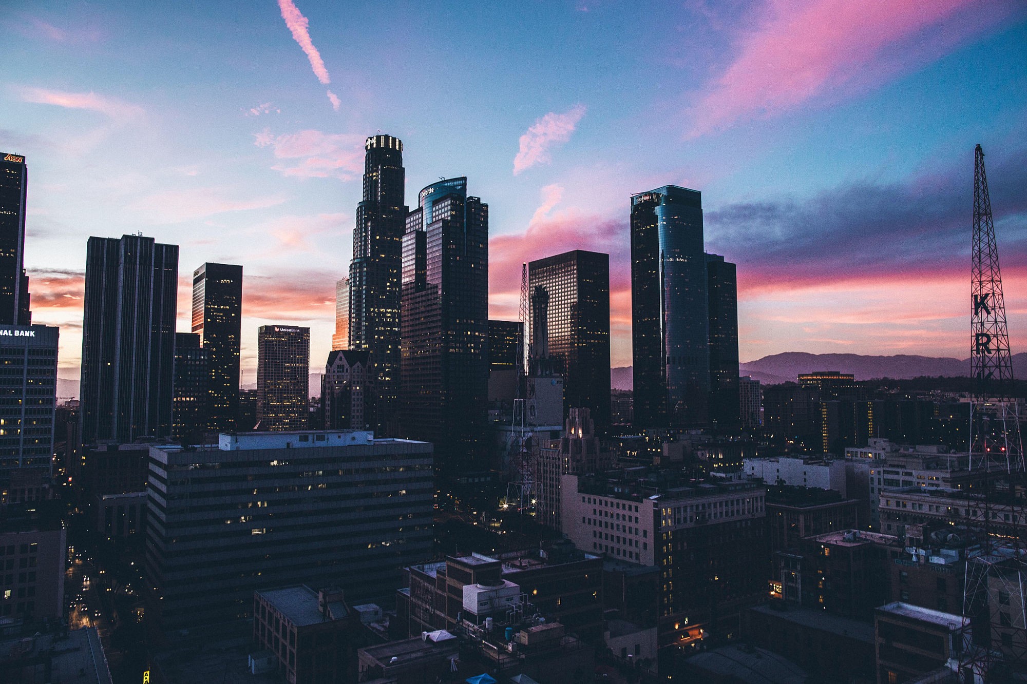 cityscape, Los Angeles, Skyscraper, Silhouette, Mountains, Clouds, Sunset Wallpaper HD / Desktop and Mobile Background