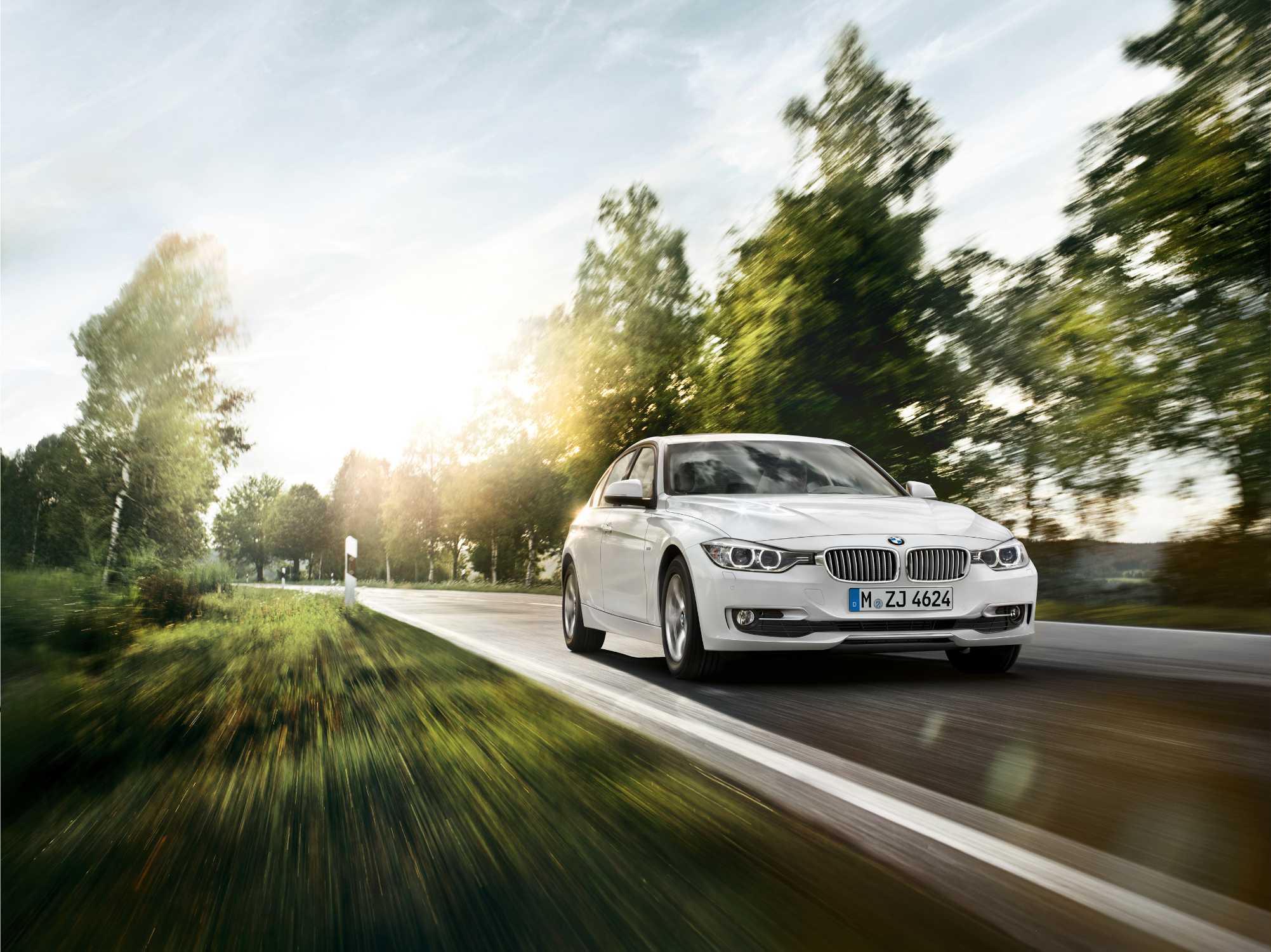 BMW 320i EfficientDynamics