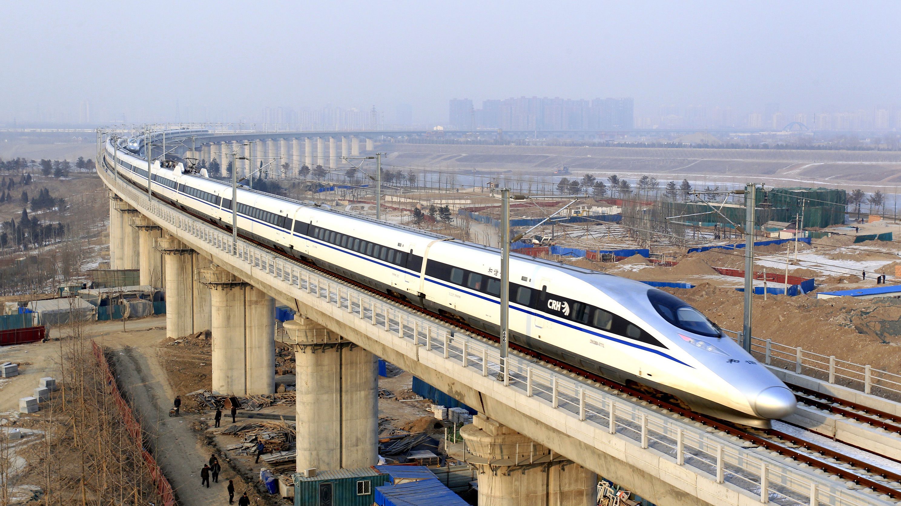 A High Speed Train Travelling To Guangzhou High Speed Rail Wallpaper & Background Download