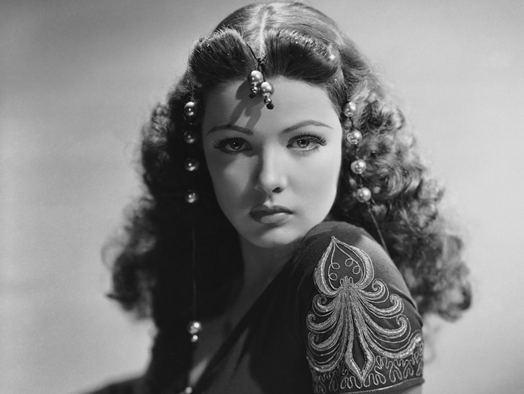 Gene Tierney HD Wallpaper and Background Image