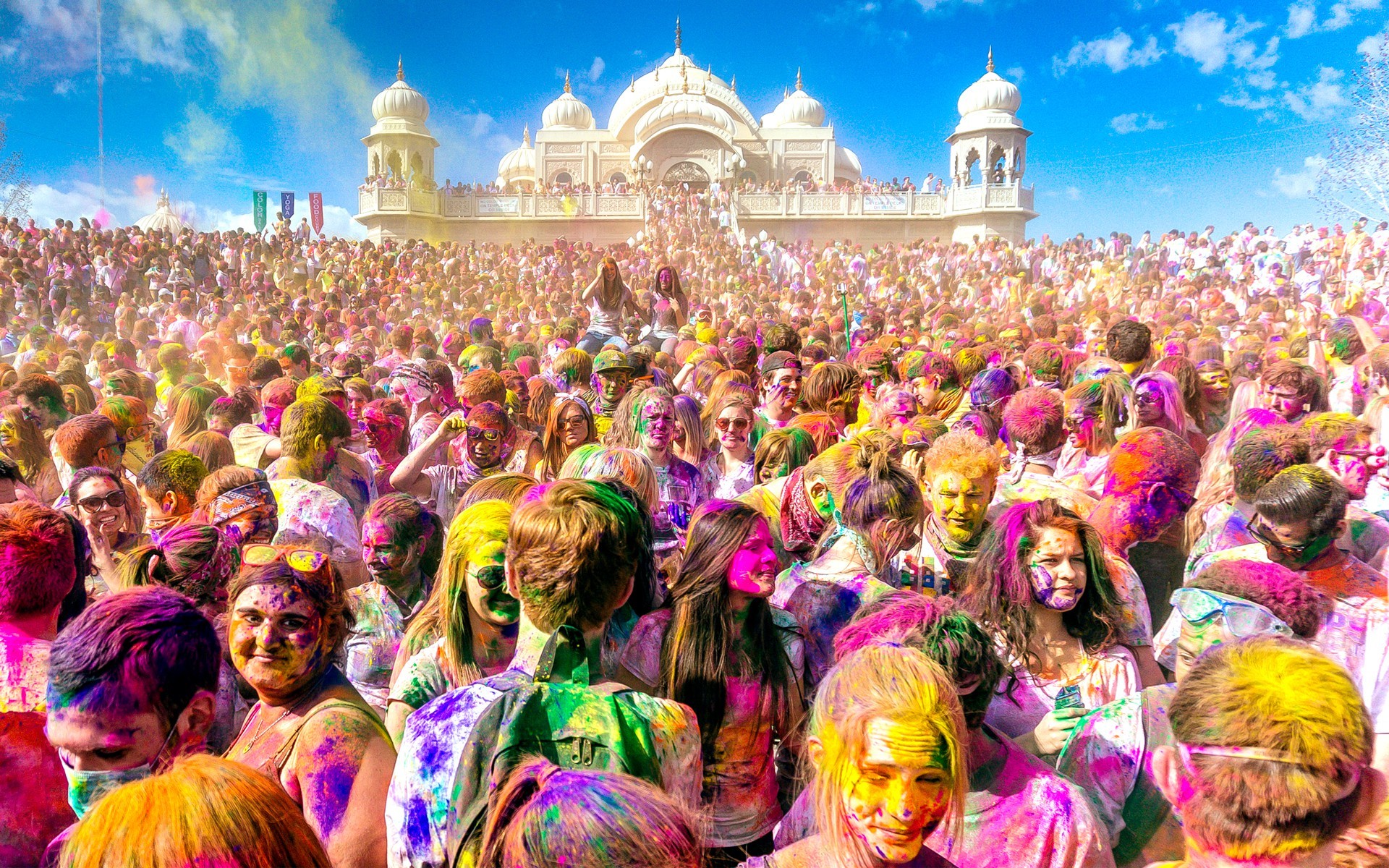 Gokula Celebrate Holi Festival 2016 Wallpaper
