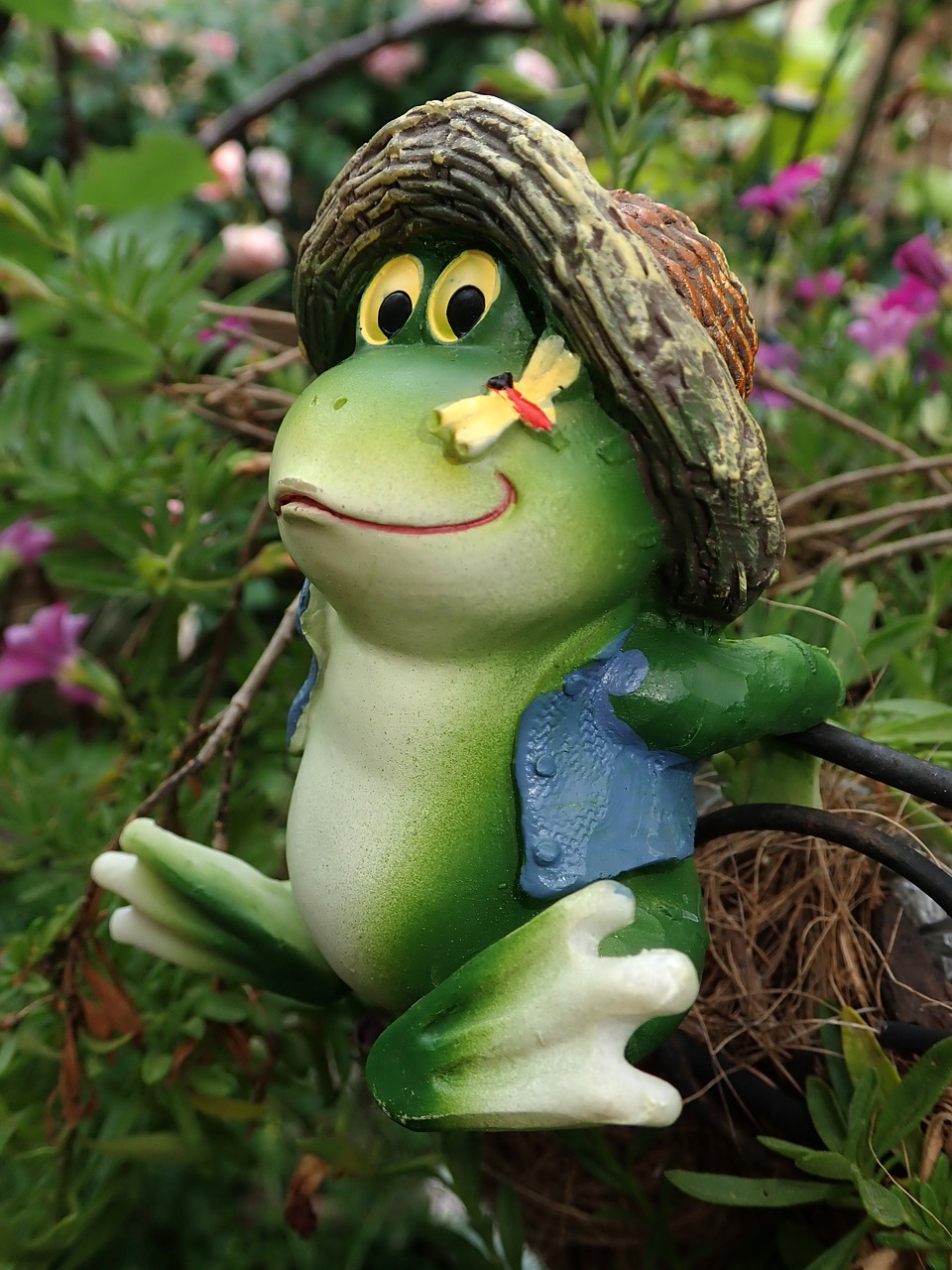 Frog Pot Hanger Ornament