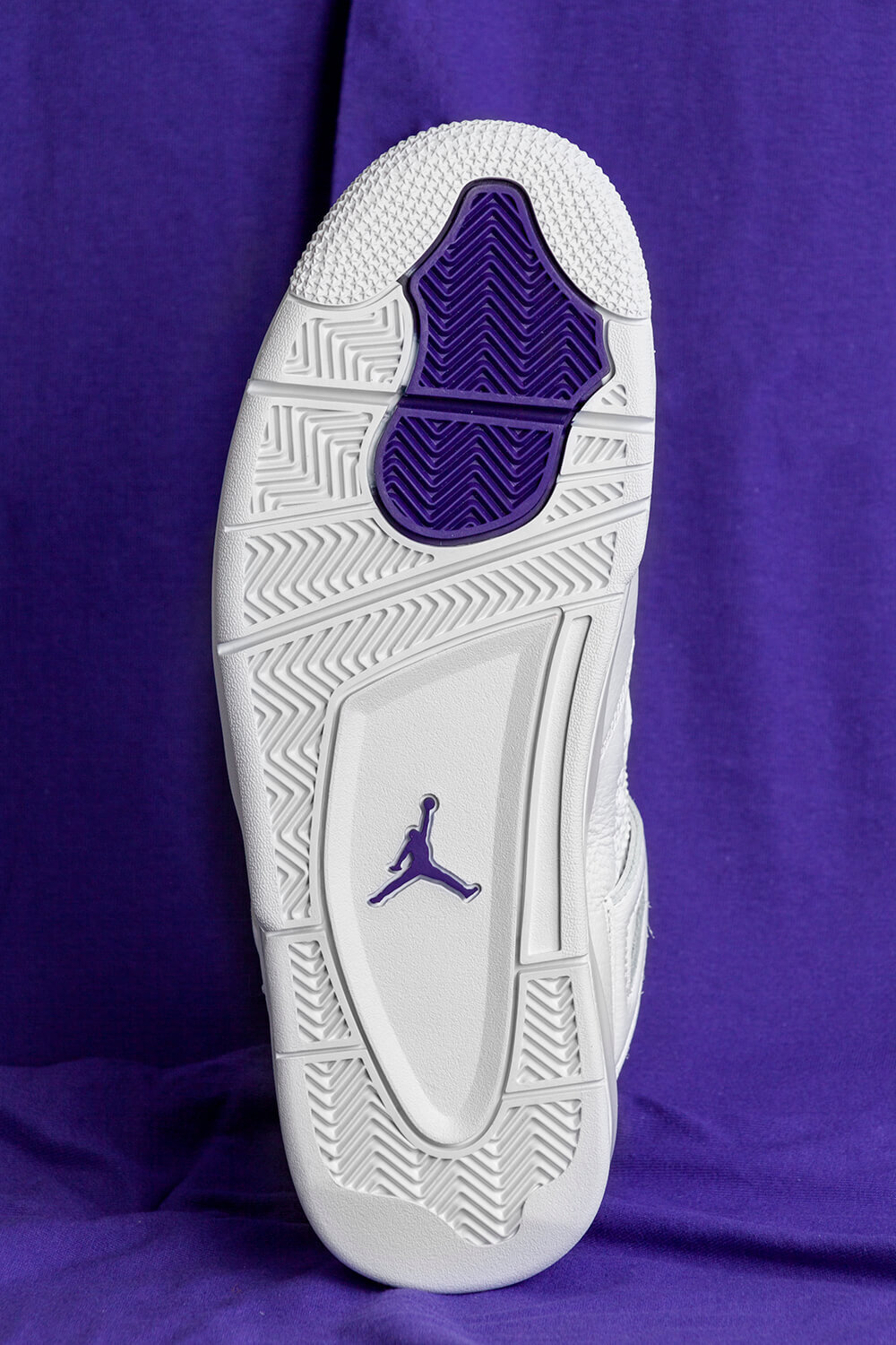 Air Jordan 4 Retro Metallic Purple Release