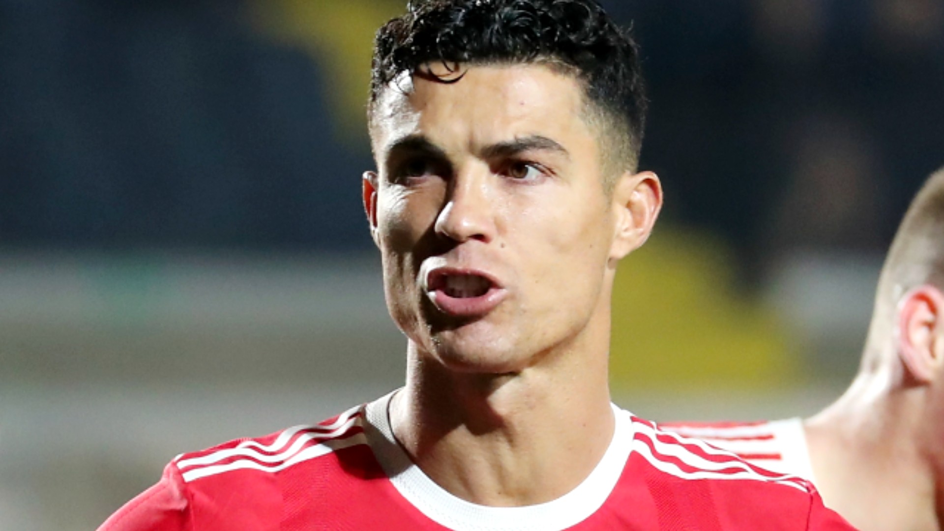 Cristiano Ronaldo pats himself on the back on Instagram, then demands Man United work harder