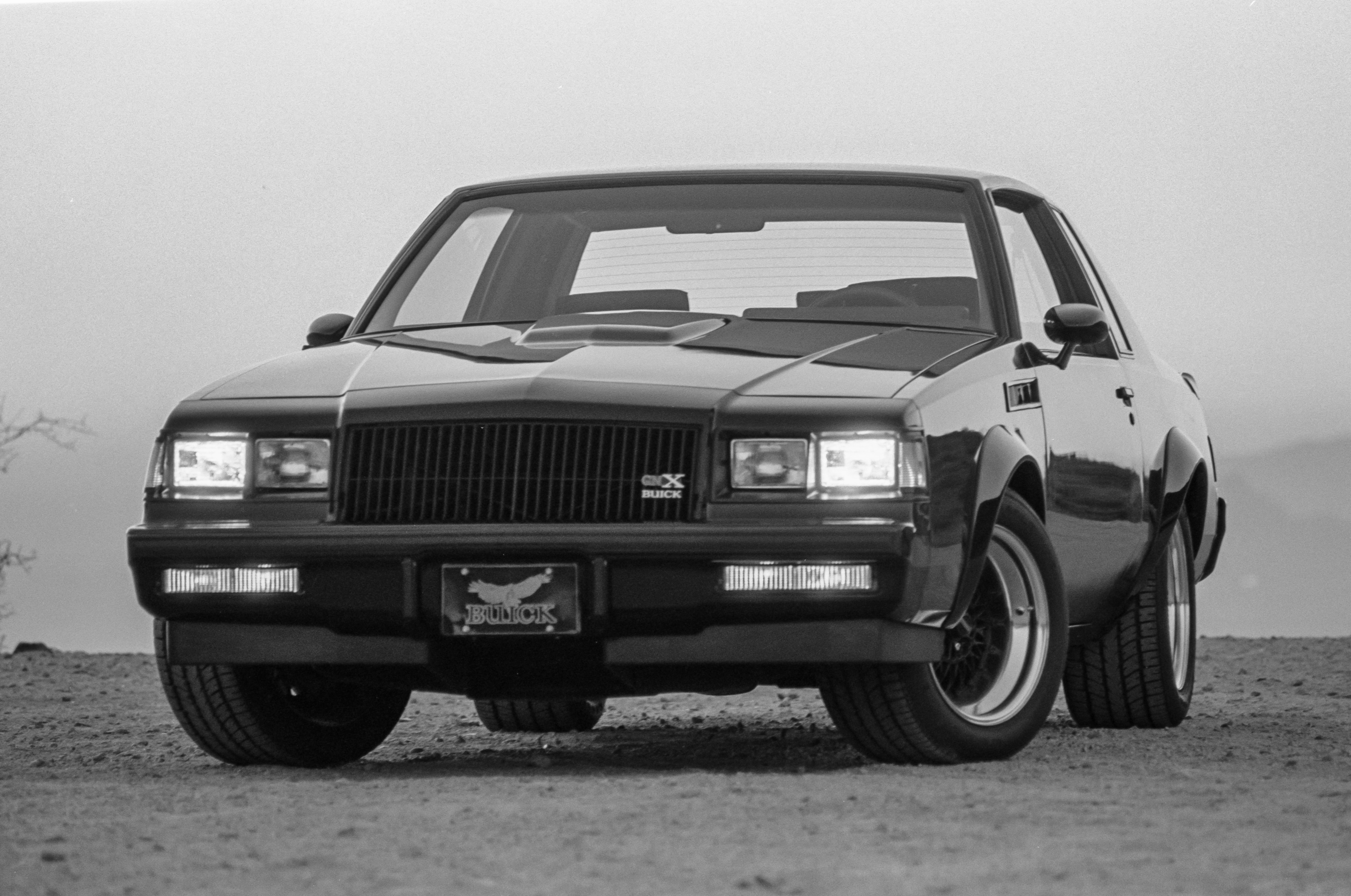 Tested: 1987 Buick GNX Photo