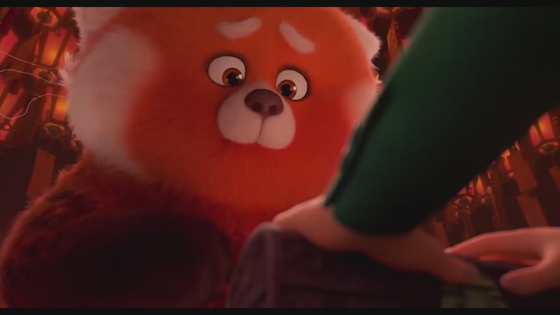 Dean's Reviews: The Adam Project, Turning Red