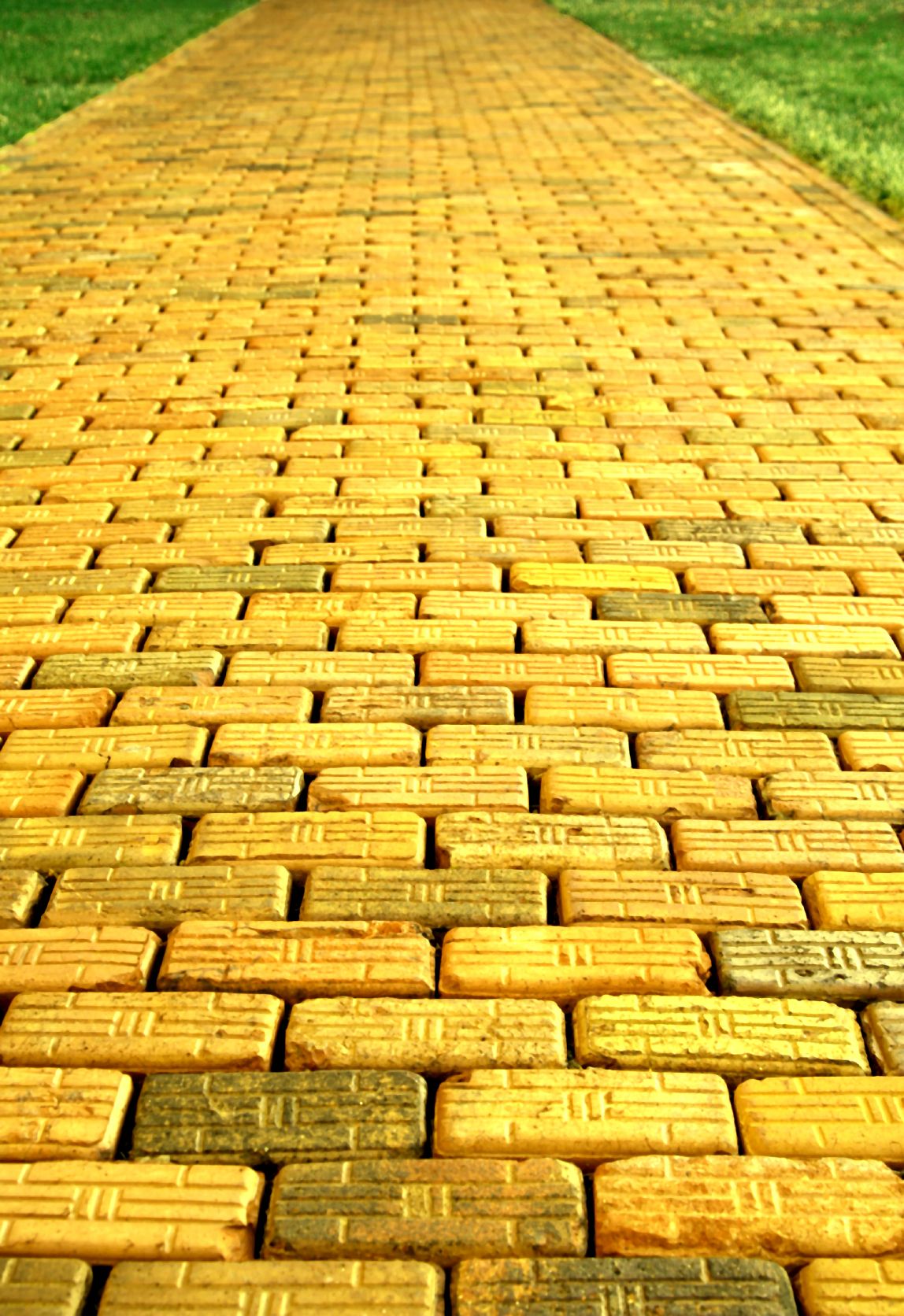 yellow brick road. Yellow brick road, Brick road, Big yellow