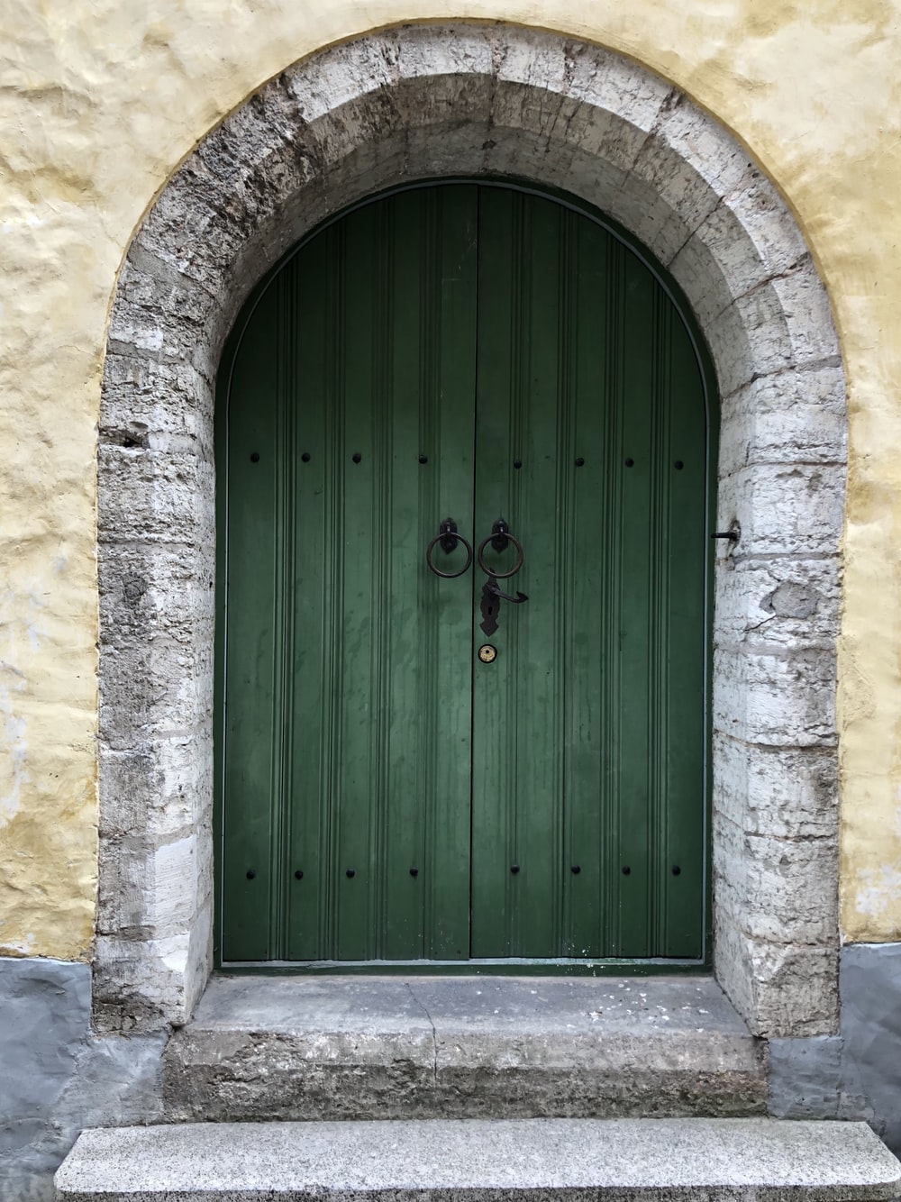 Old Door Picture [HD]. Download Free Image