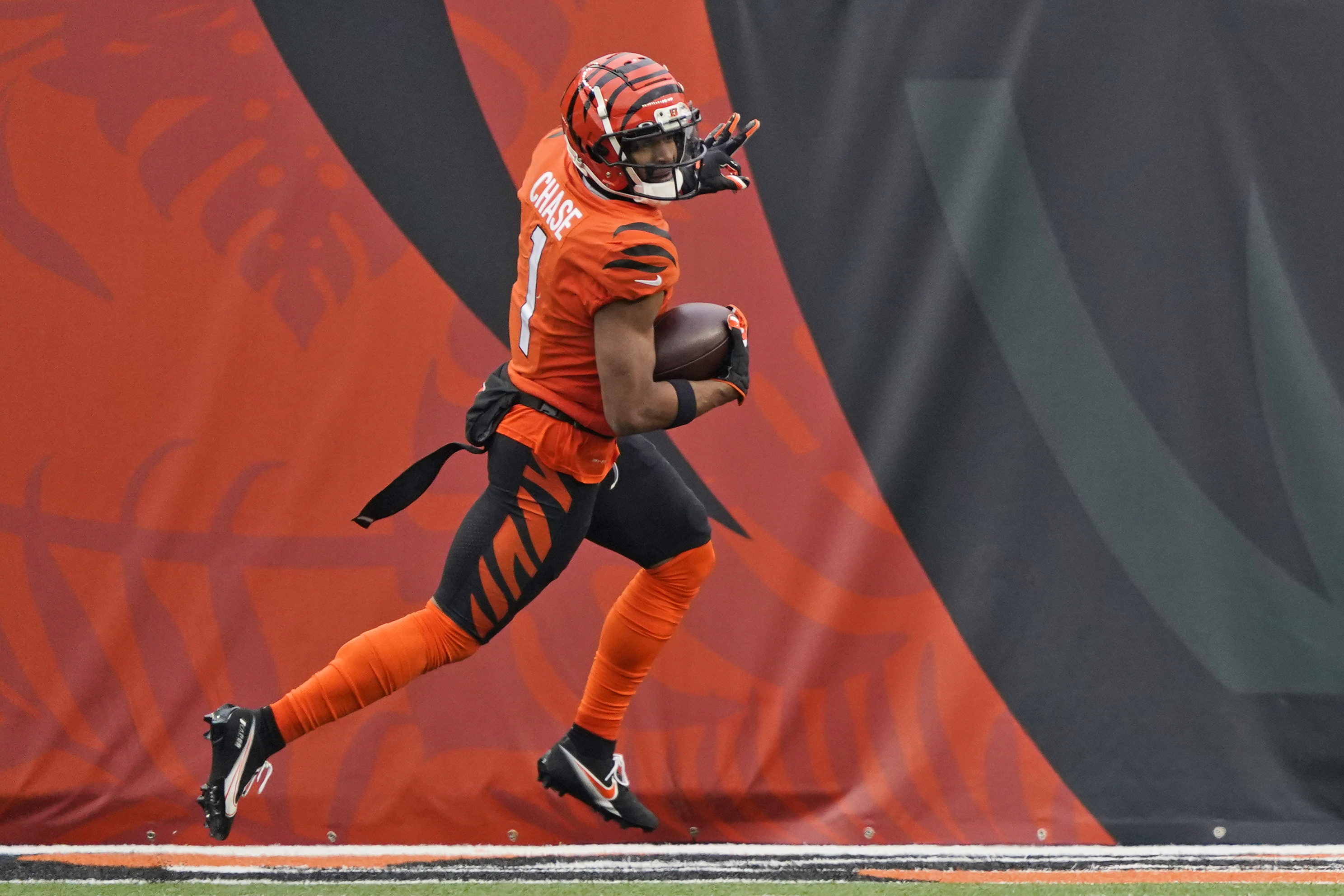 Ja'Marr Chase Torches Chiefs In 34 31 Loss To Bengals