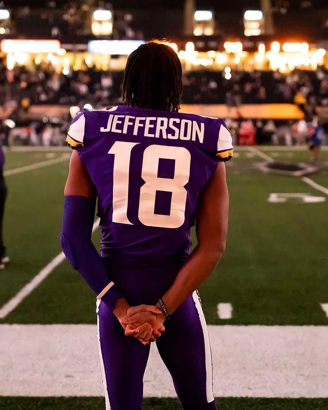 made a justin jefferson wallpaper for myself though you guys might like it  too  rminnesotavikings