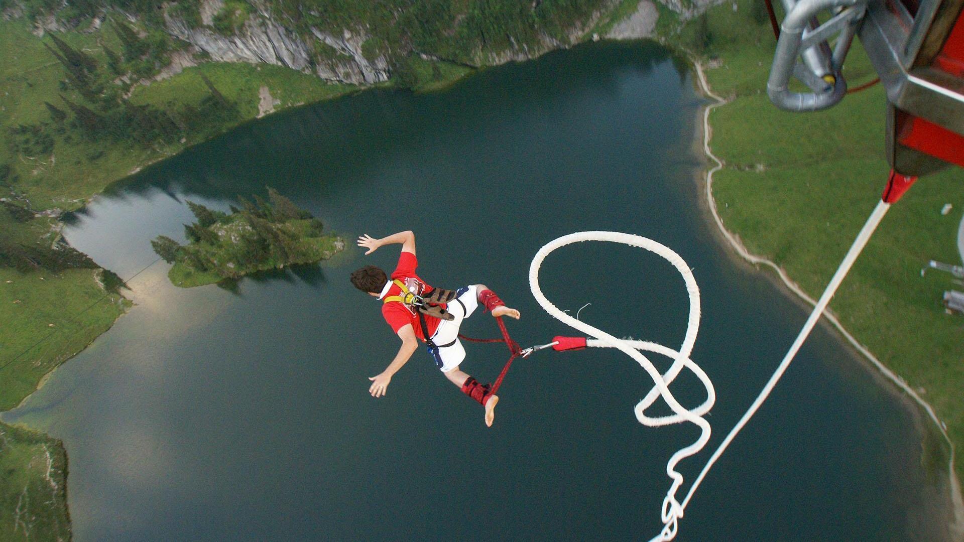 Bungee jump Extreme wallpaper for Android